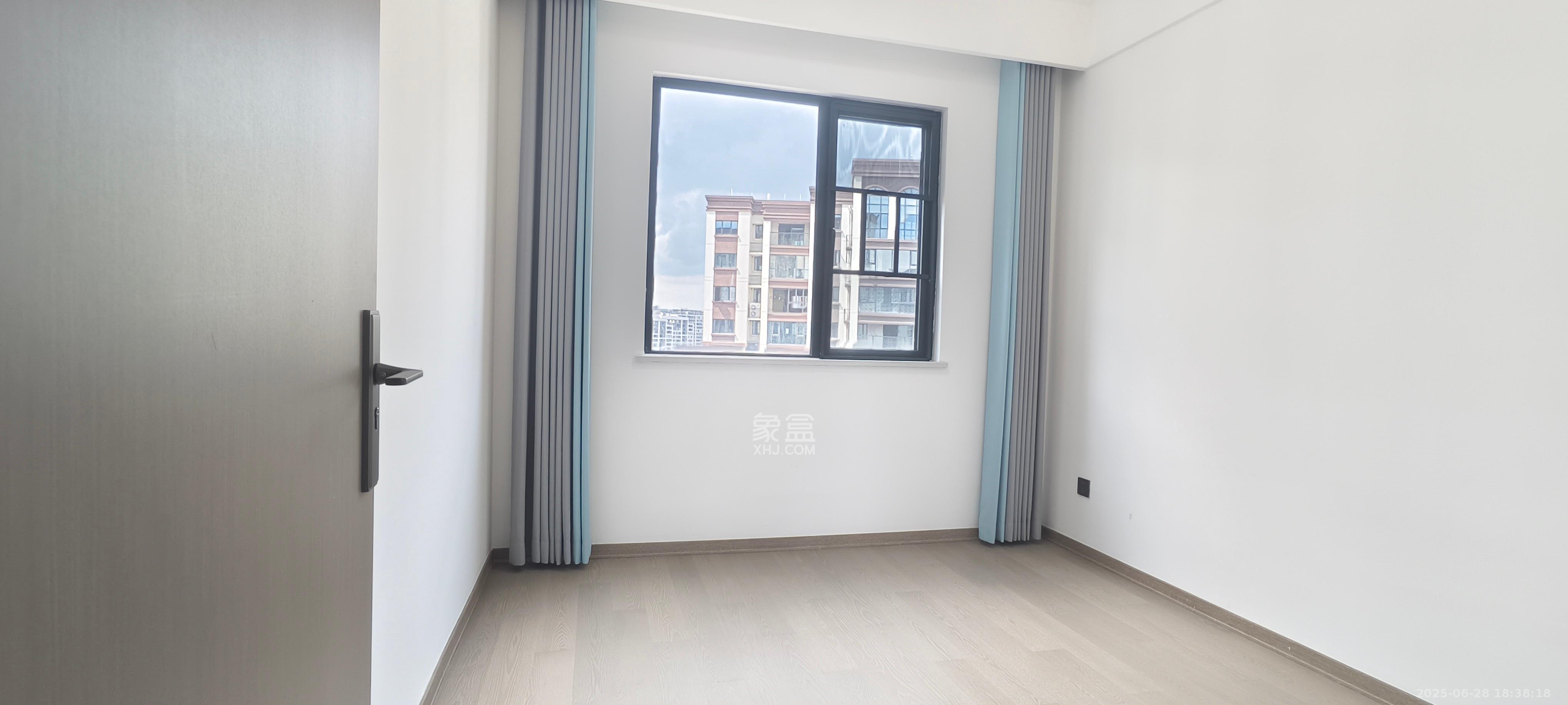 金富湘江悦城  5室2厅1卫    3900.0元/月 金富湘江悦城  5室2厅1卫    3900.0元/月室内图