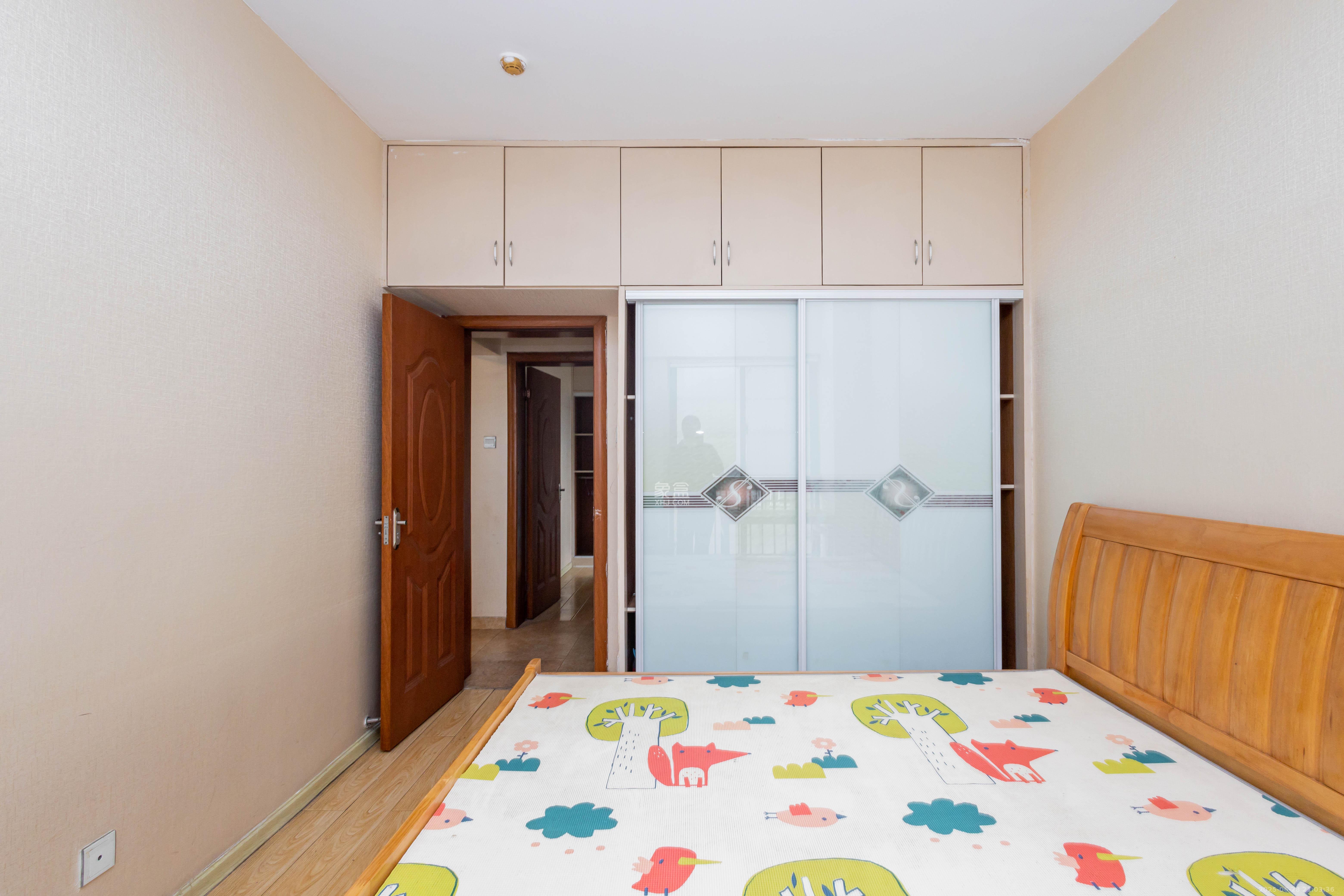 华天LOHO小镇 2室2厅1卫 29.8万 华天LOHO小镇 2室2厅1卫 29.8万卧室