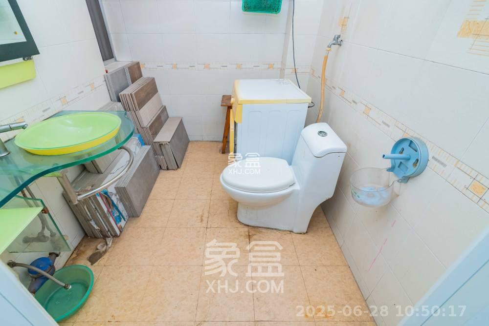 万煦园  3室2厅2卫   2300.00元/月室内图