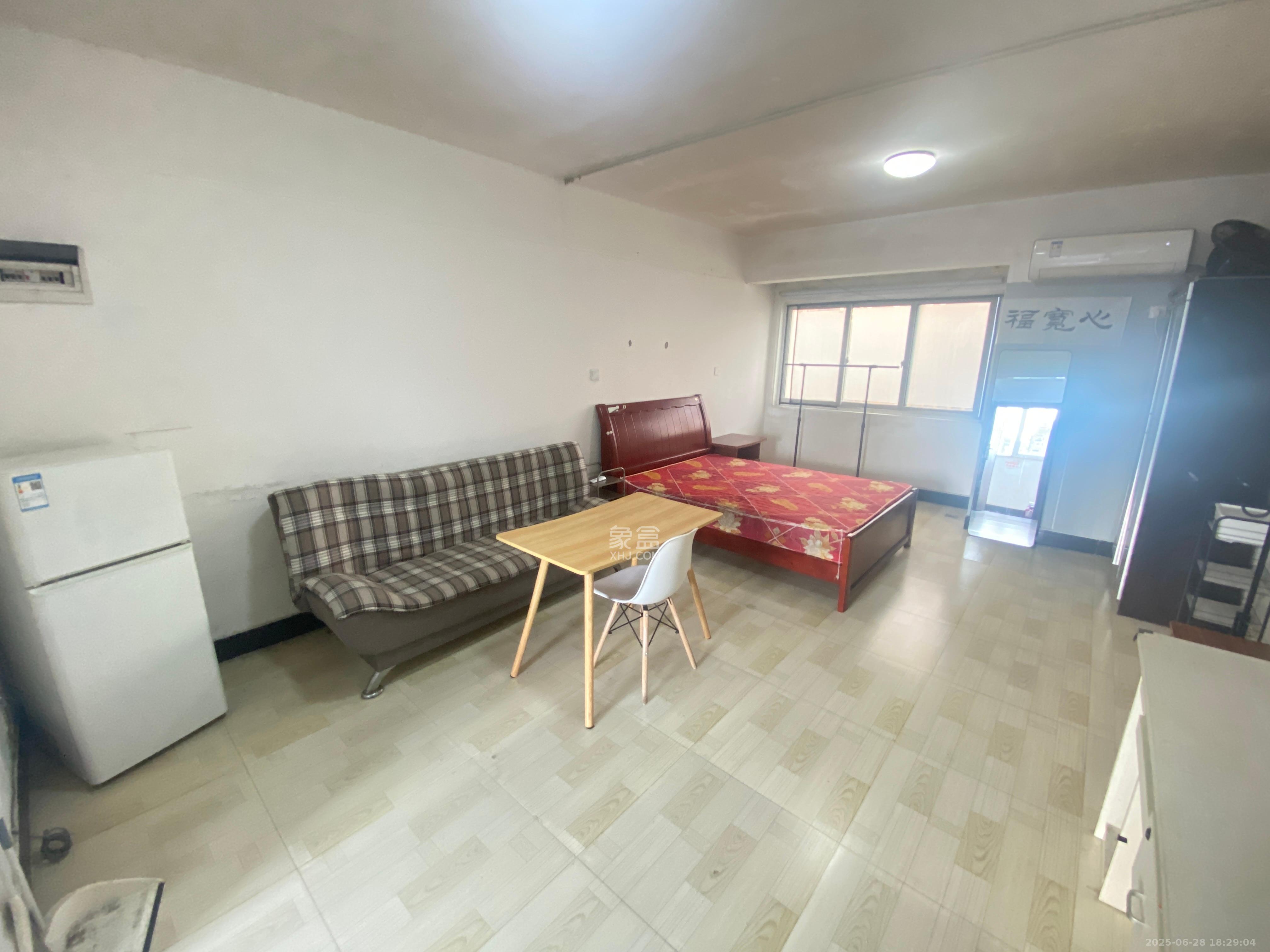 巧克力空间（建鸿达现代大厦）  1室1厅1卫   1050.00元/月室内图