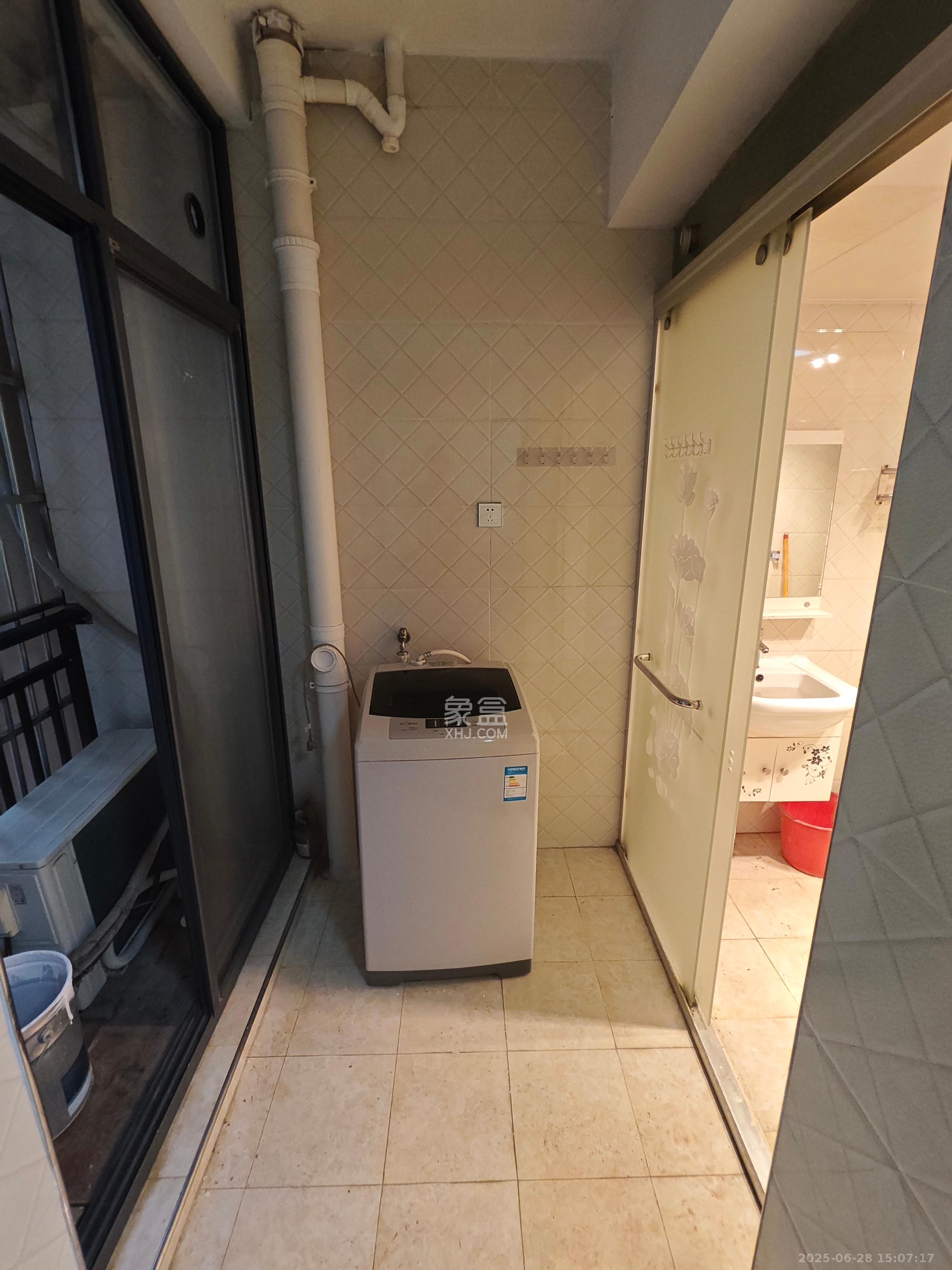 家和苑（原梅溪湖保障性住房一期）  3室2厅1卫    1800.0元/月室内图