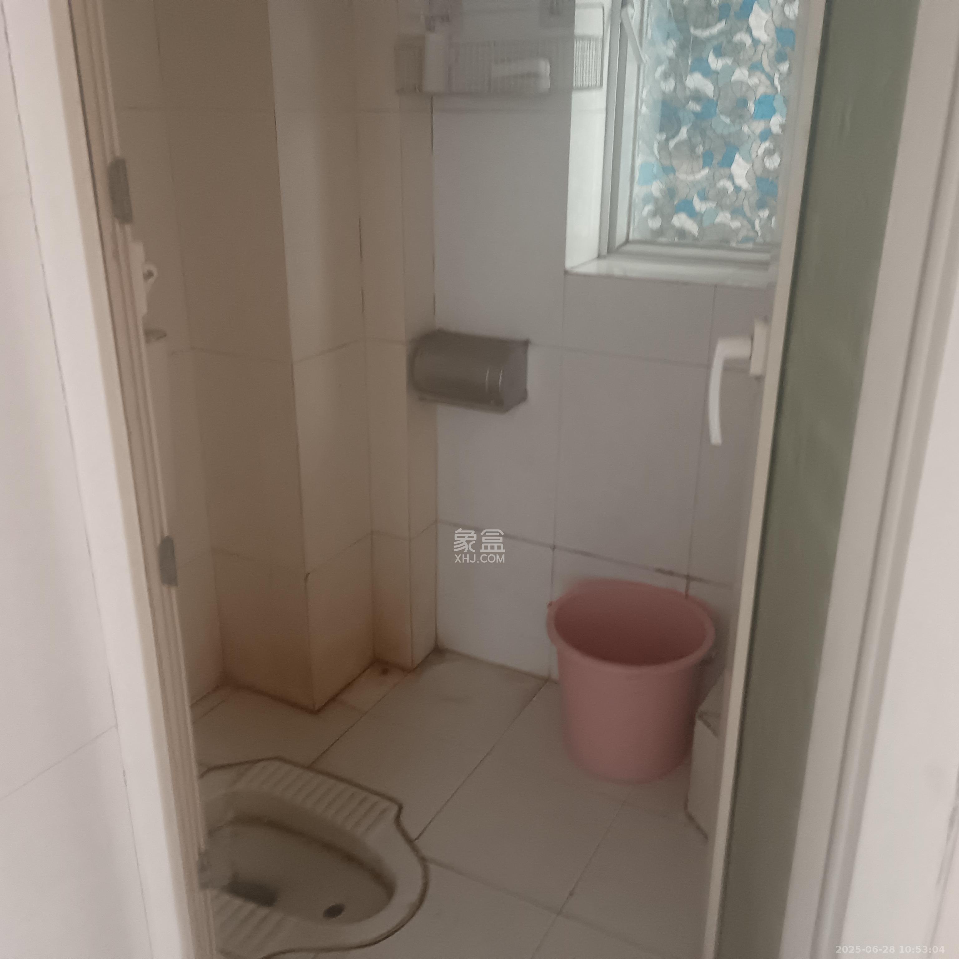 芙蓉公馆 2室1厅1卫 2300.0元/月 芙蓉公馆 2室1厅1卫 2300.0元/月室内图