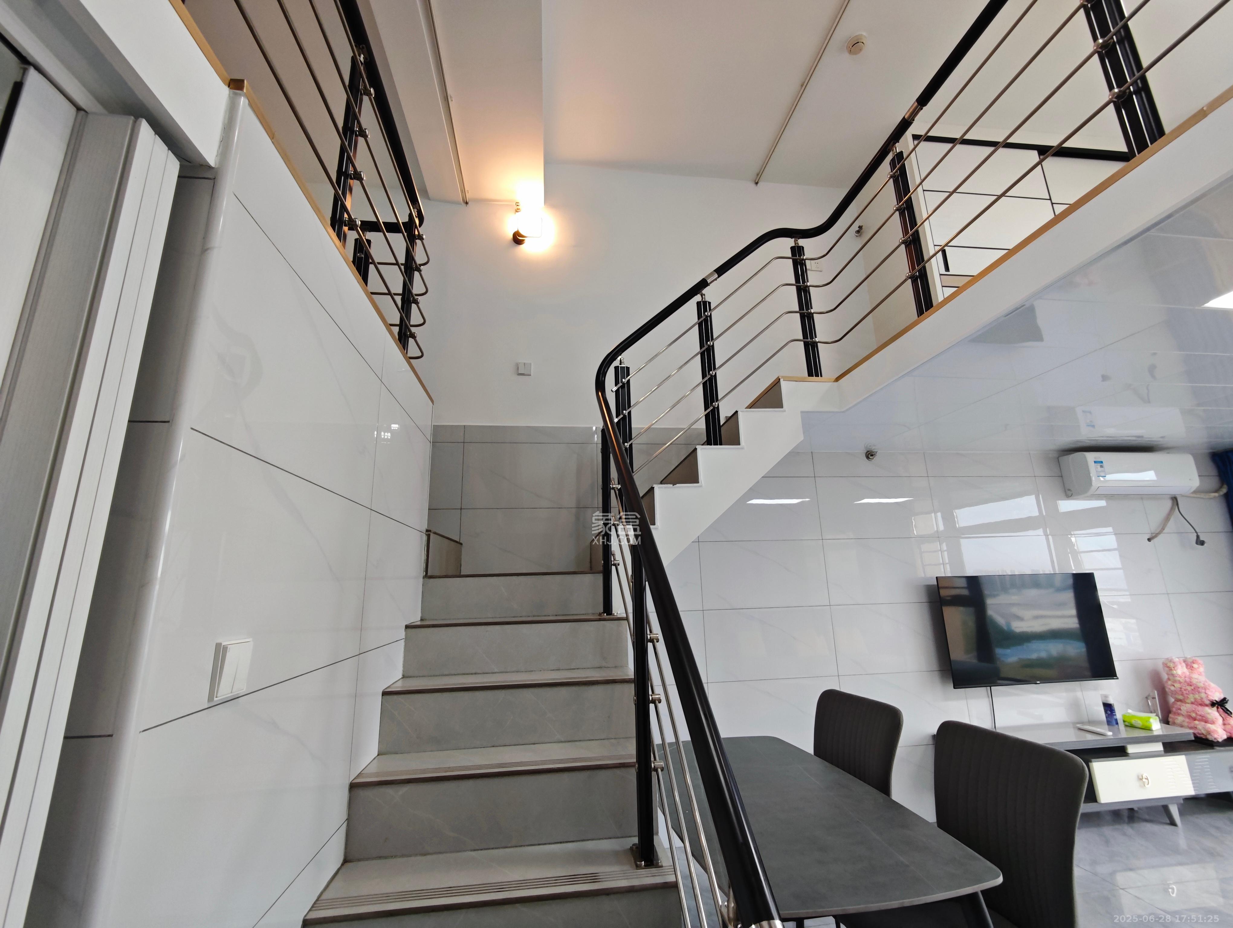 东方美地 2室1厅1卫 2000.0元/月 东方美地 2室1厅1卫 2000.0元/月室内图