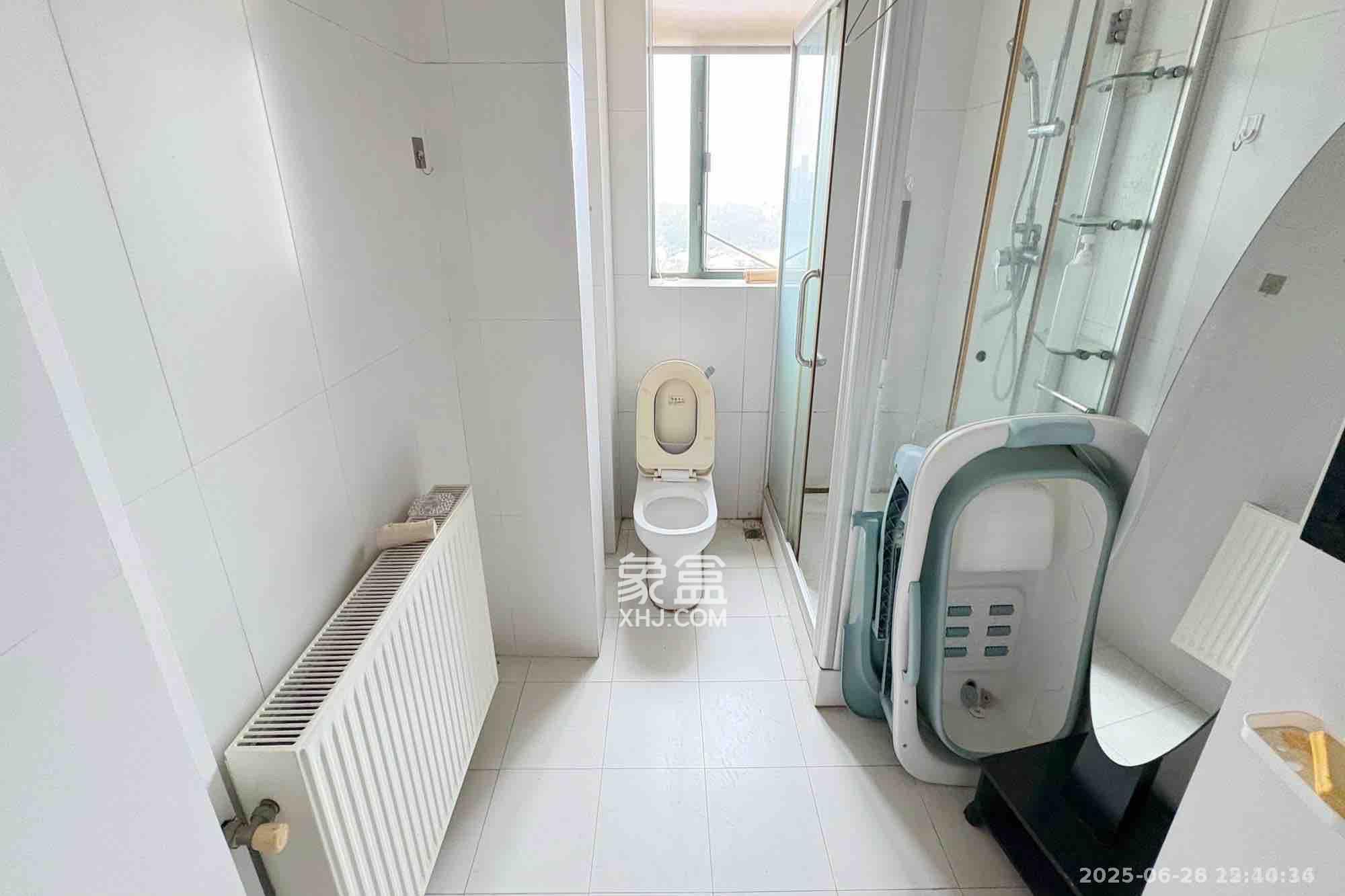 梦泽园  4室2厅2卫    4200.0元/月 梦泽园  4室2厅2卫    4200.0元/月室内图