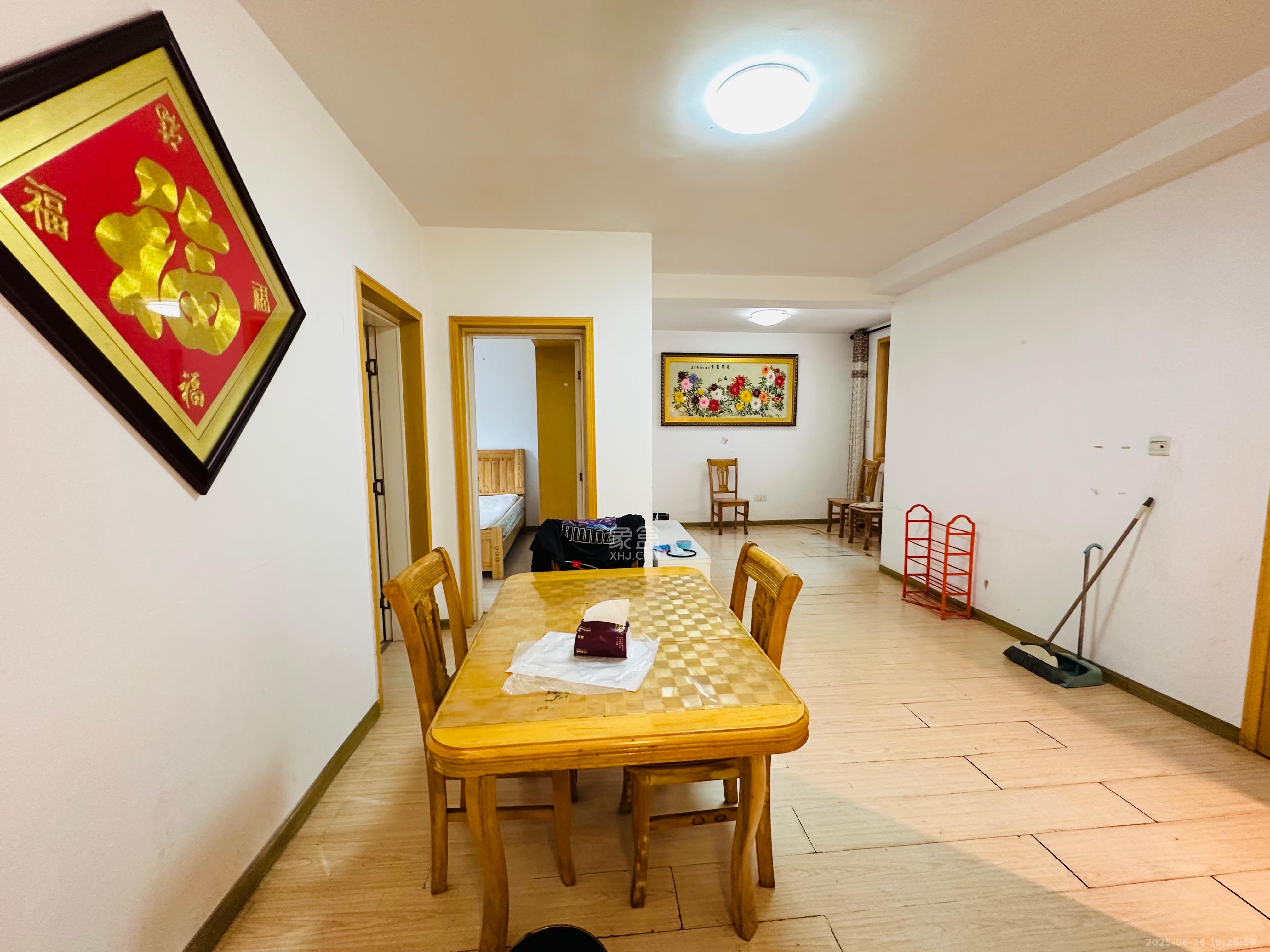 湘樟园小区(湘樟家园) 2室2厅1卫 1350.0元/月 湘樟园小区(湘樟家园) 2室2厅1卫 1350.0元/月室内图