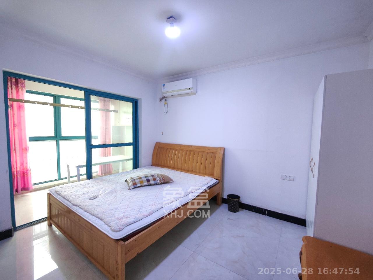 蝴蝶谷 3室2厅1卫 1600.0元/月 蝴蝶谷 3室2厅1卫 1600.0元/月室内图