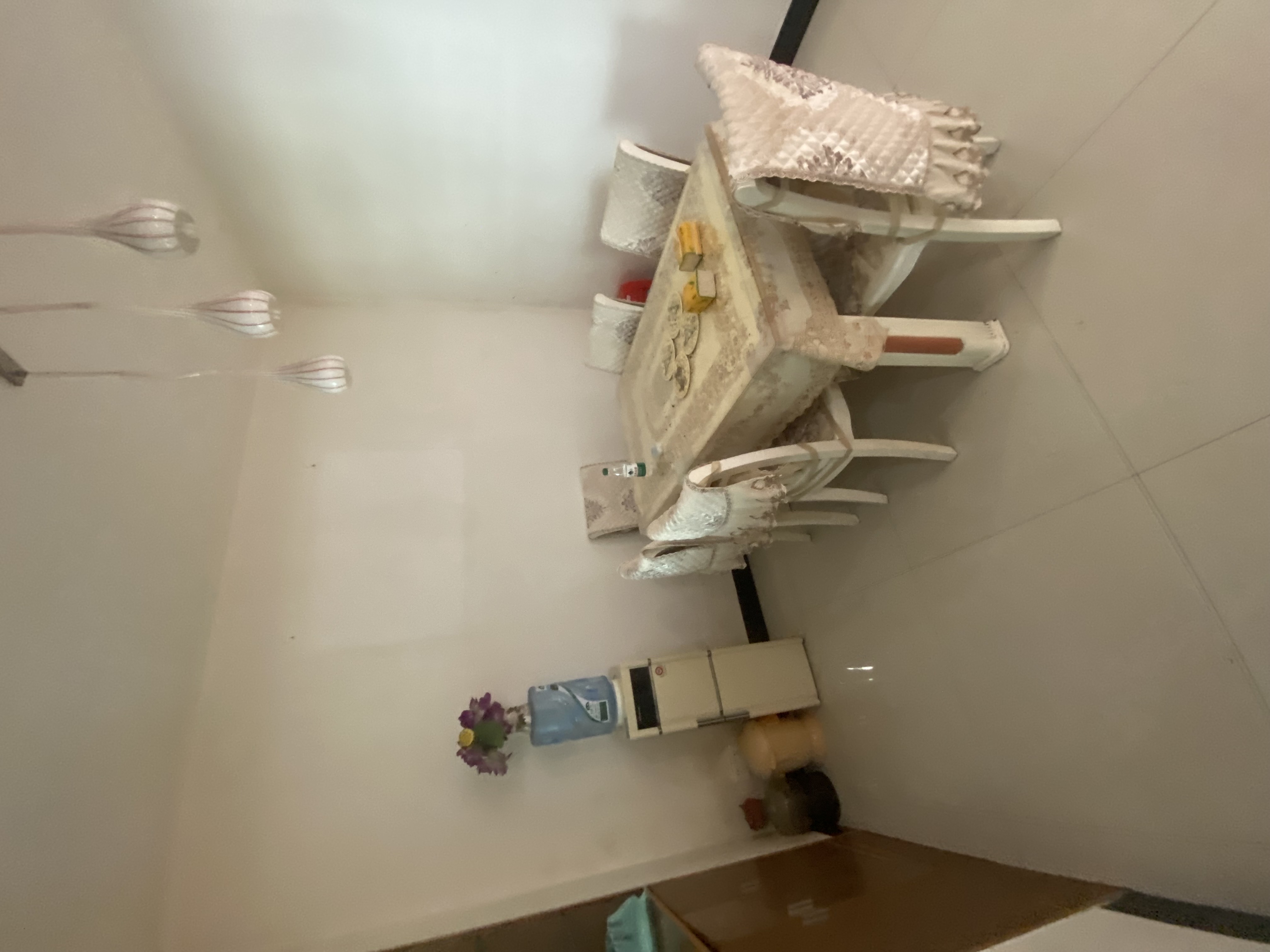 立新长湖安置区（水映豪廷安置房)  3室1厅1卫   1200.00元/月室内图