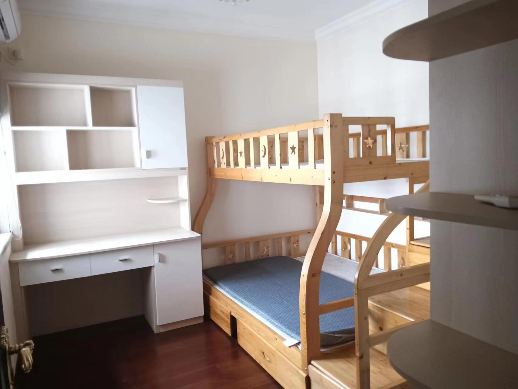 恒大外滩  2室2厅1卫    169.0万 恒大外滩  2室2厅1卫    169.0万客厅