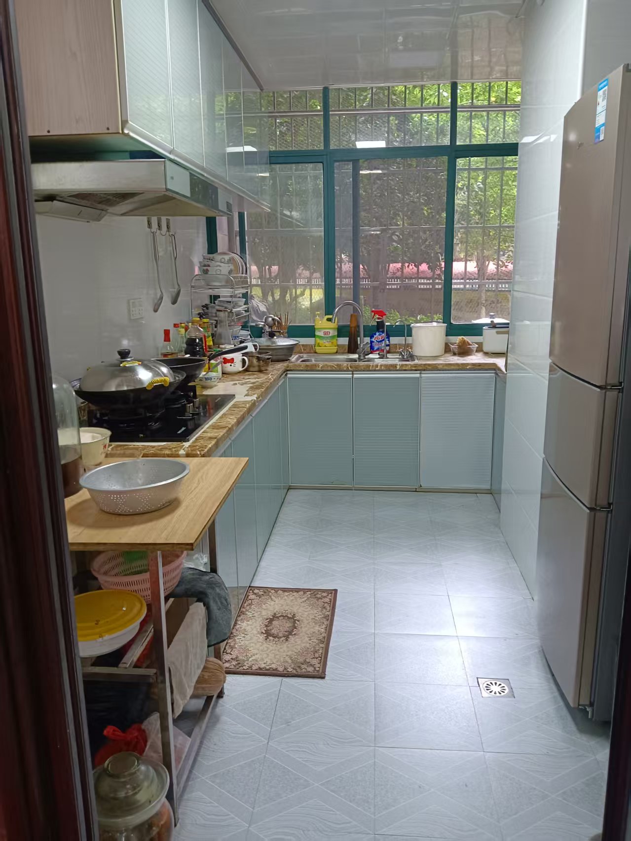 兰贵园 3室2厅2卫 2500.0元/月 兰贵园 3室2厅2卫 2500.0元/月室内图