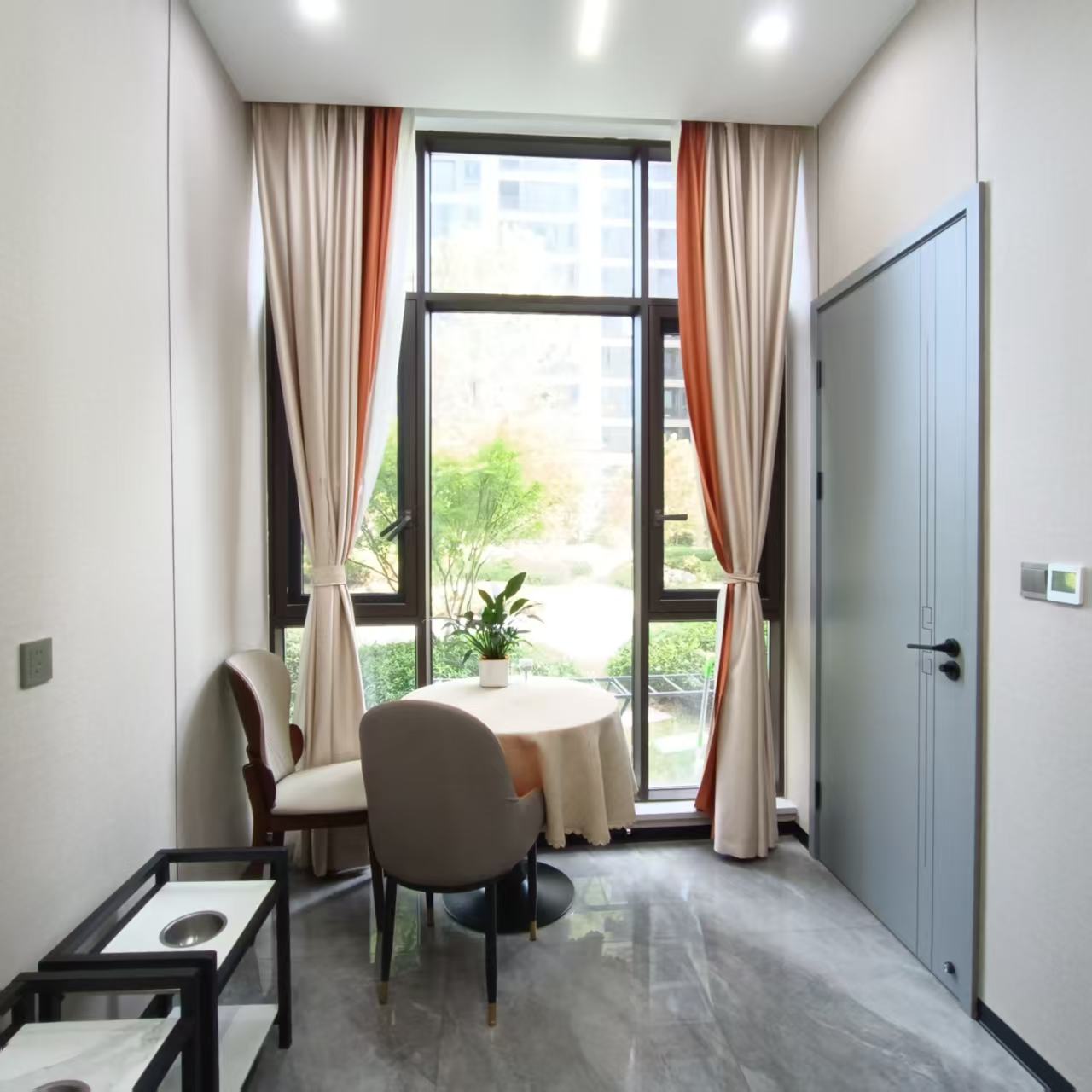 建发央著(悦发央著) 4室2厅2卫 6000.0元/月 建发央著(悦发央著) 4室2厅2卫 6000.0元/月室内图