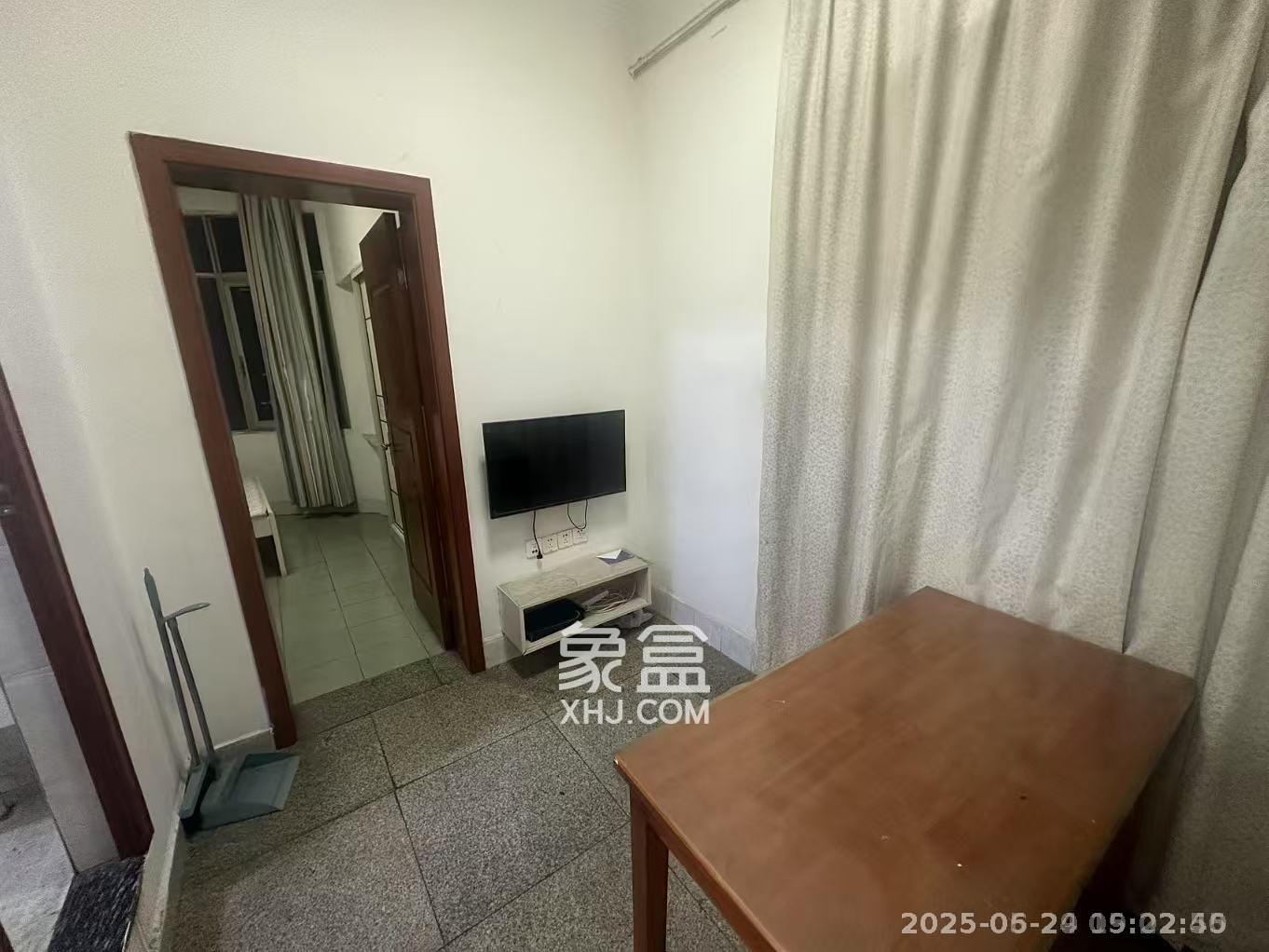 涧塘小区 1室0厅0卫 1080.0元/月 涧塘小区 1室0厅0卫 1080.0元/月室内图