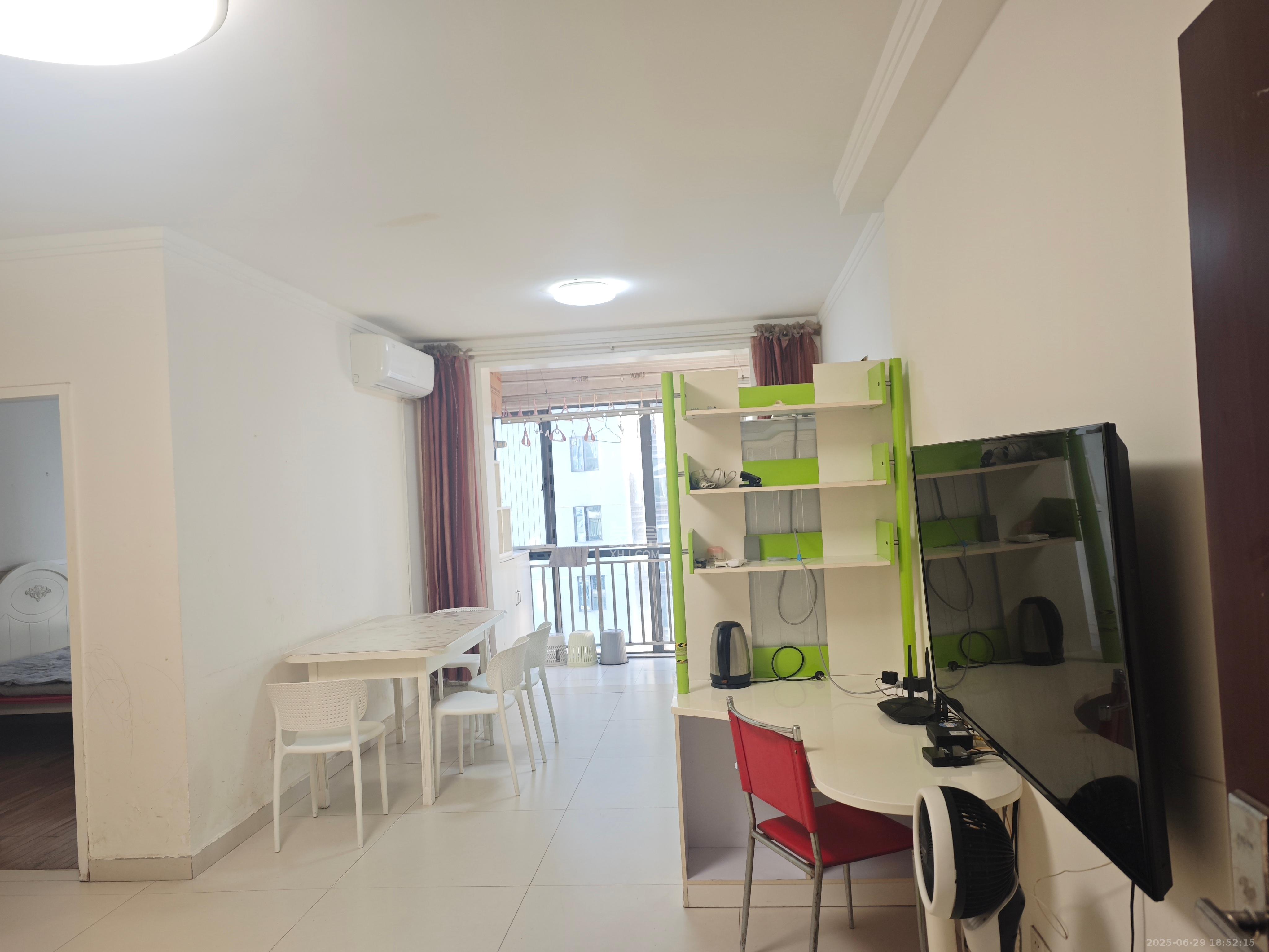 湘域中央 2室1厅1卫 3200.0元/月 湘域中央 2室1厅1卫 3200.0元/月室内图