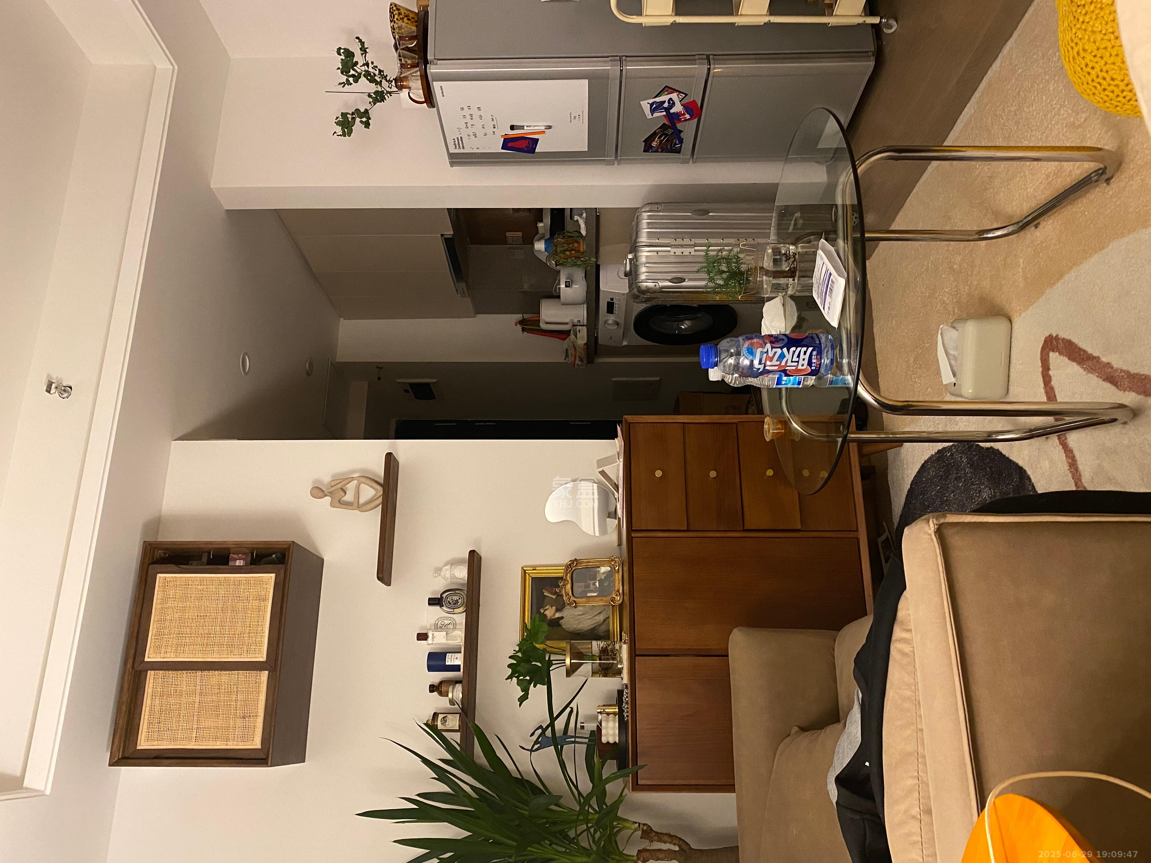 旭辉华宇南宸府 1室1厅1卫 1650.0元/月 旭辉华宇南宸府 1室1厅1卫 1650.0元/月室内图