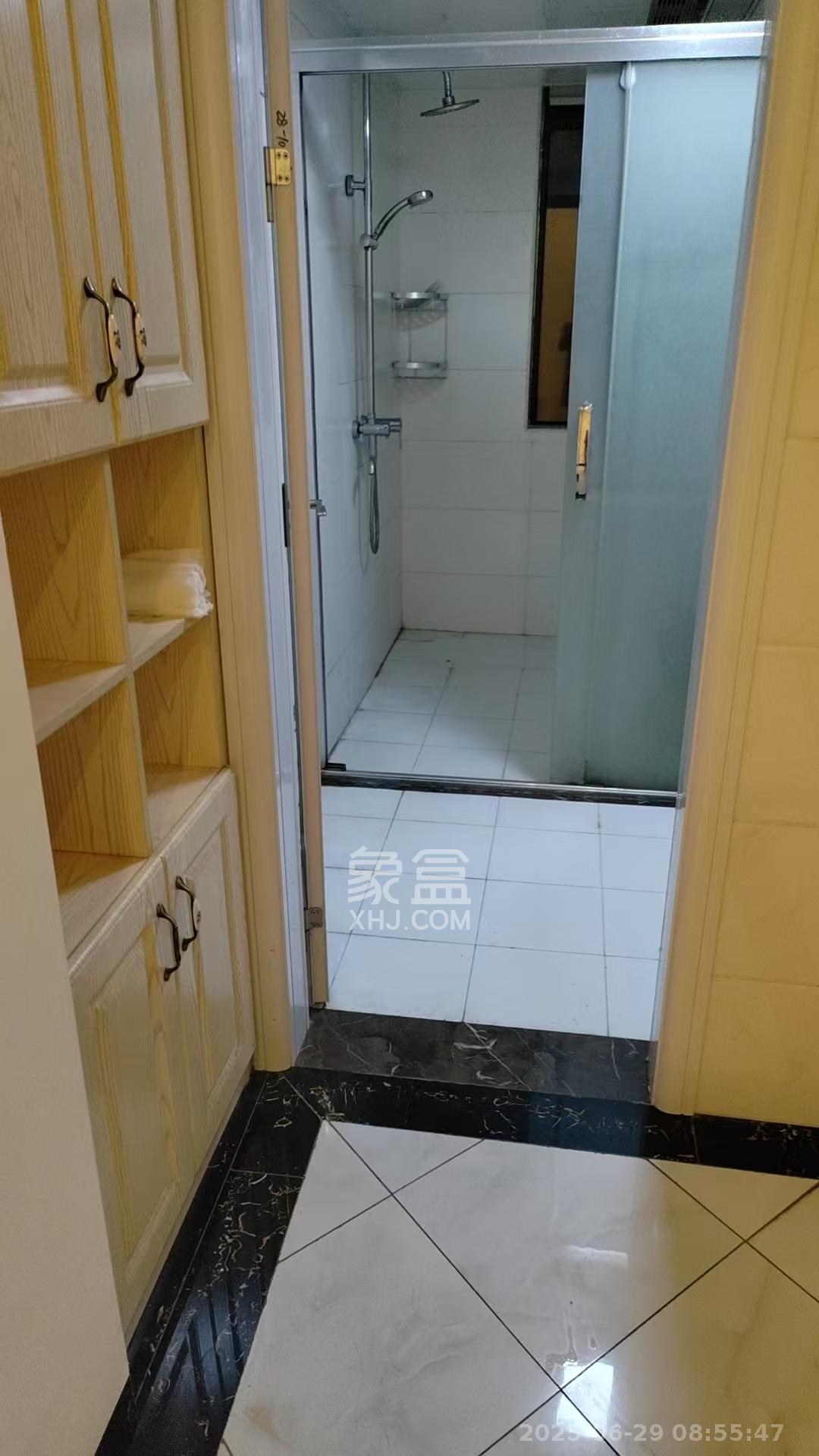 宏聚地中海  3室2厅2卫    2500.0元/月室内图