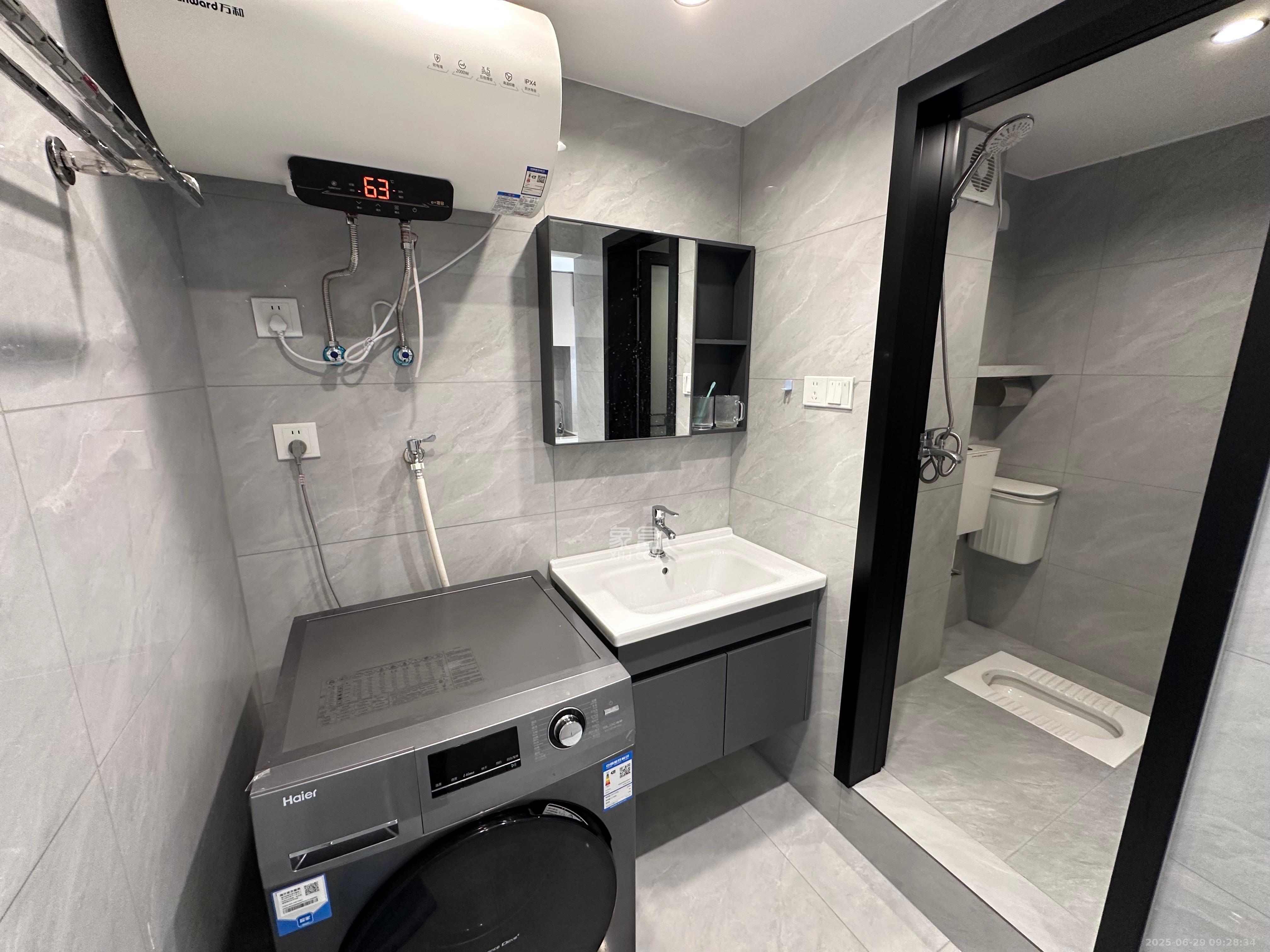 弘阳时光里 2室1厅1卫 2500.0元/月 弘阳时光里 2室1厅1卫 2500.0元/月室内图