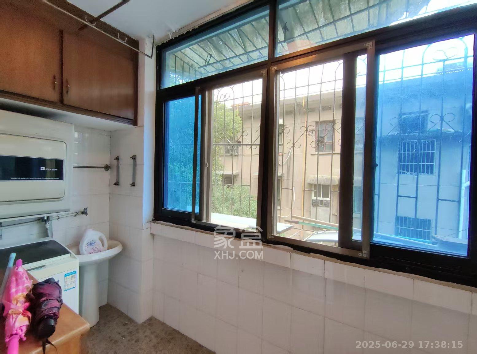 雨花区线材宿舍(莱特尔事业集团小区) 2室1厅1卫 1900.0元/月 雨花区线材宿舍(莱特尔事业集团小区) 2室1厅1卫 1900.0元/月室内图