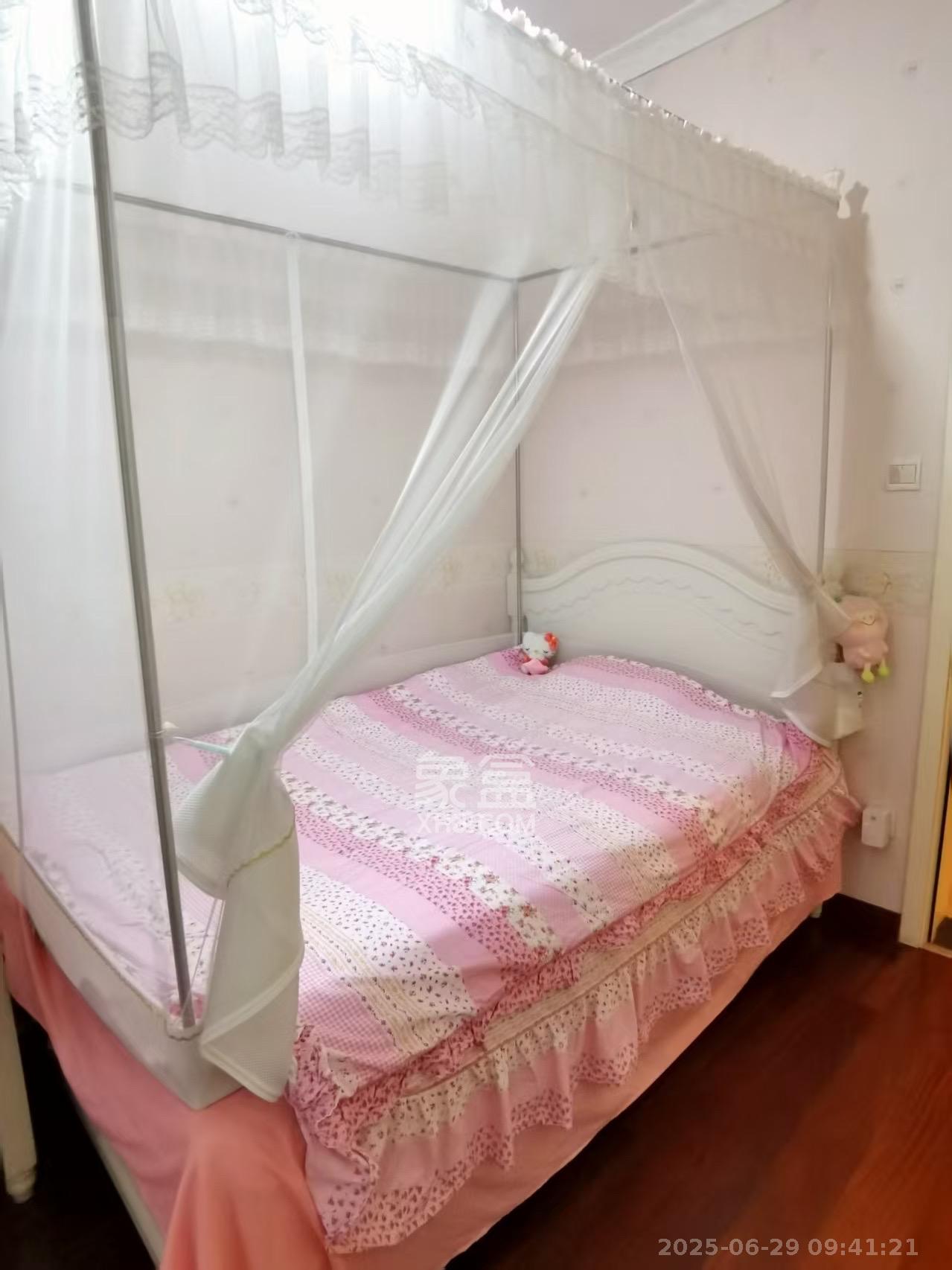 兴泰公寓  4室2厅1卫    3000.0元/月 兴泰公寓  4室2厅1卫    3000.0元/月室内图