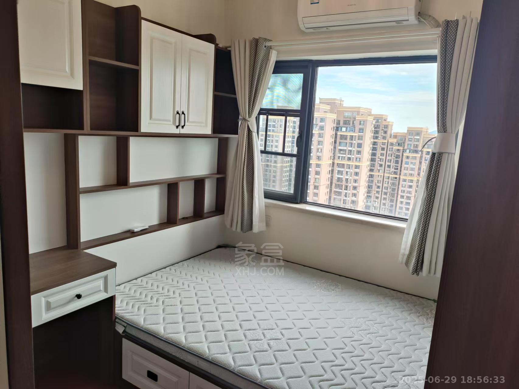 恒大华府 3室2厅1卫 2800.0元/月 恒大华府 3室2厅1卫 2800.0元/月室内图