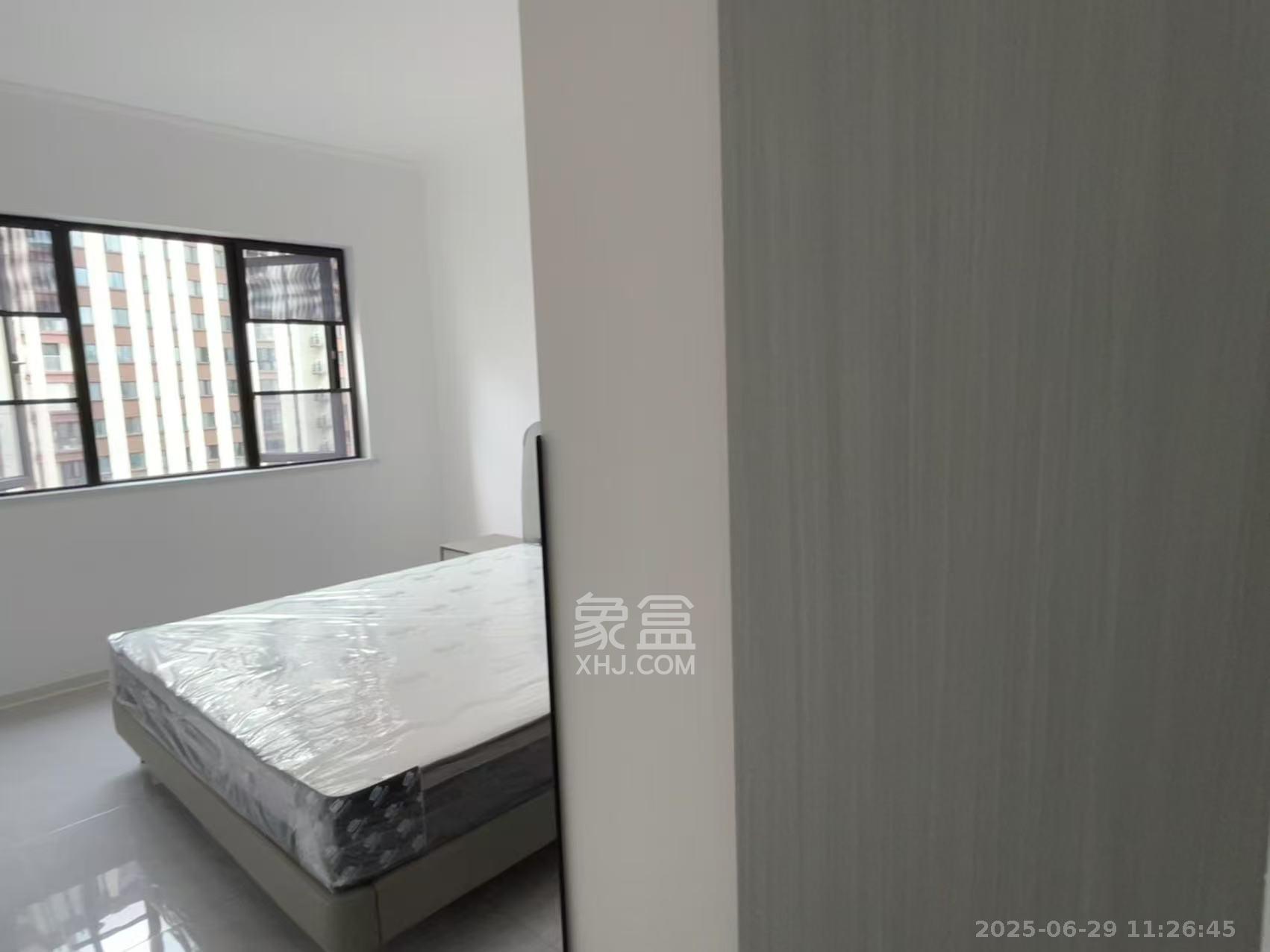 金富湘江悦城  3室2厅2卫   3300.00元/月室内图