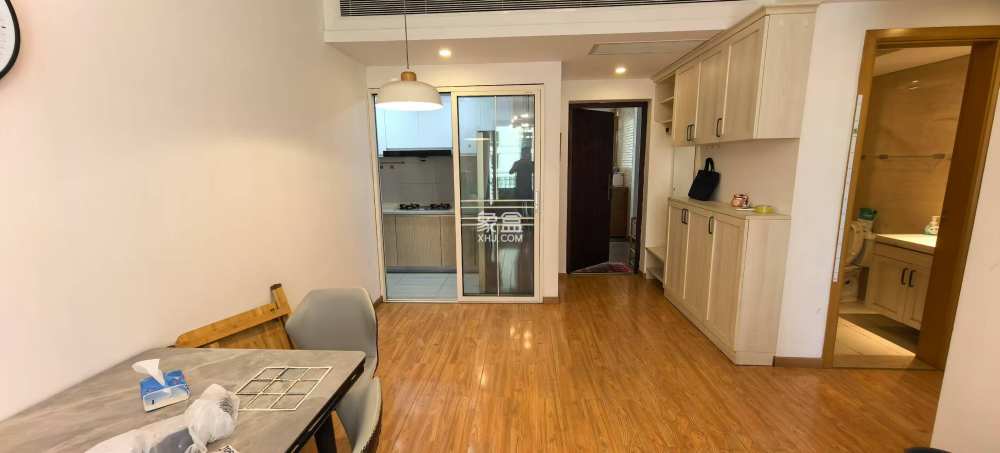 晋合湘水湾三期  2室2厅2卫    52.0万