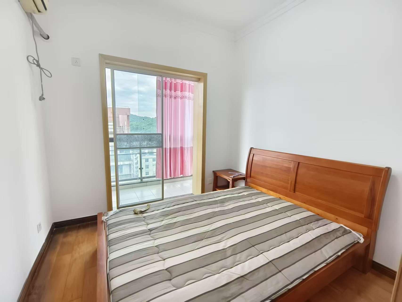 景秀名园 2室1厅1卫 27.8万 景秀名园 2室1厅1卫 27.8万室内图