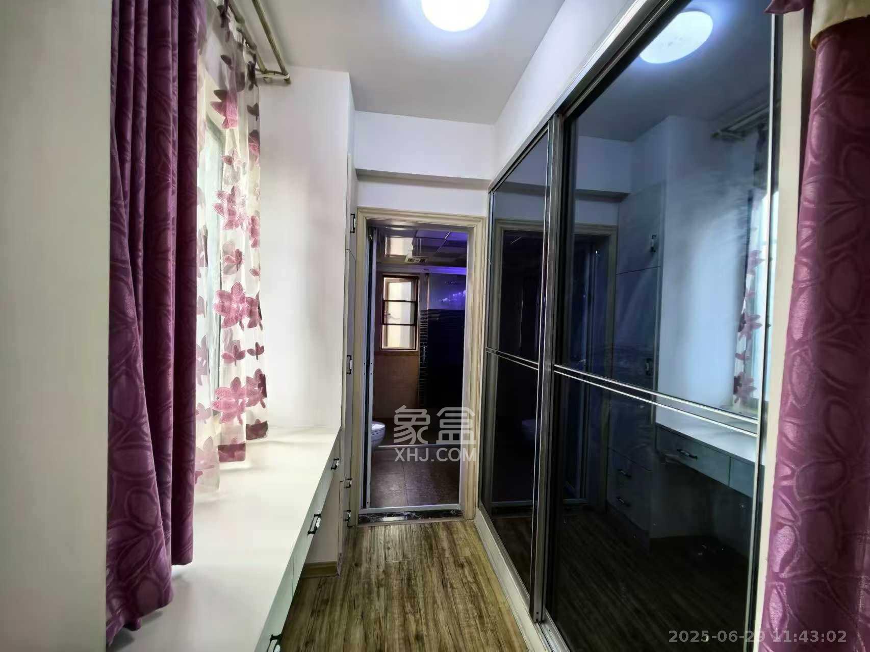 新城国际花都 1室1厅1卫 2200.0元/月 新城国际花都 1室1厅1卫 2200.0元/月室内图