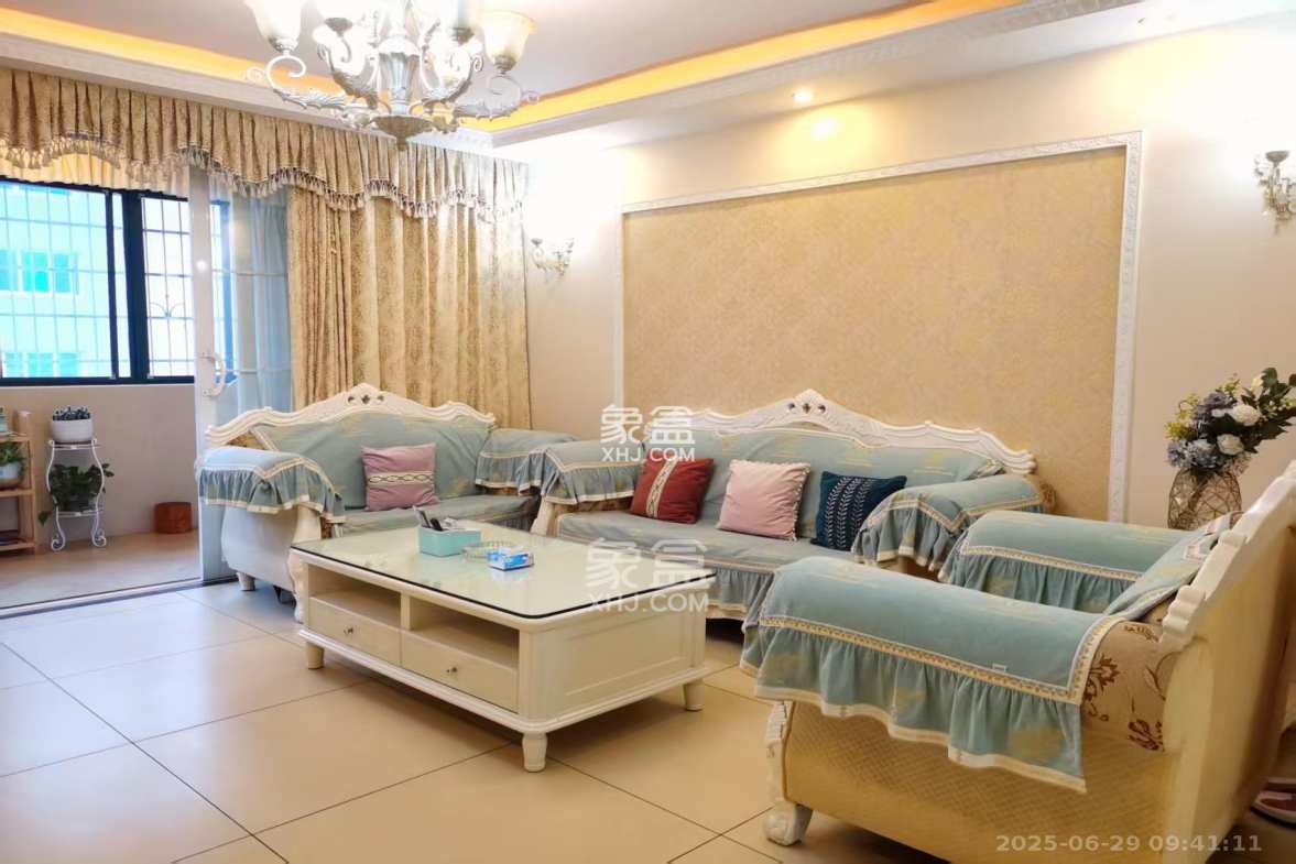 兴泰公寓  4室2厅1卫    3000.0元/月 兴泰公寓  4室2厅1卫    3000.0元/月室内图