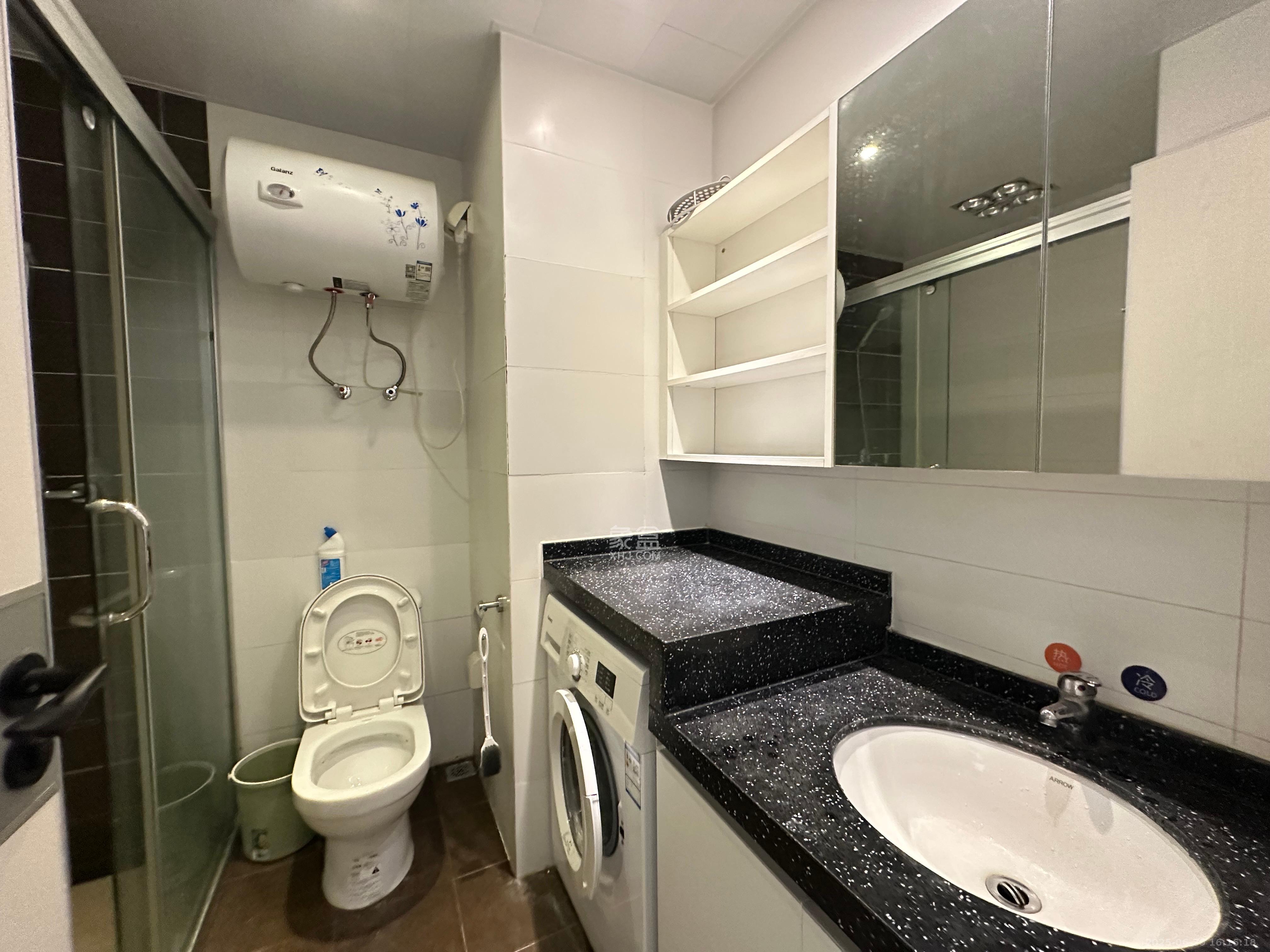 江山帝景哈佛  1室1厅1卫    1300.0元/月室内图