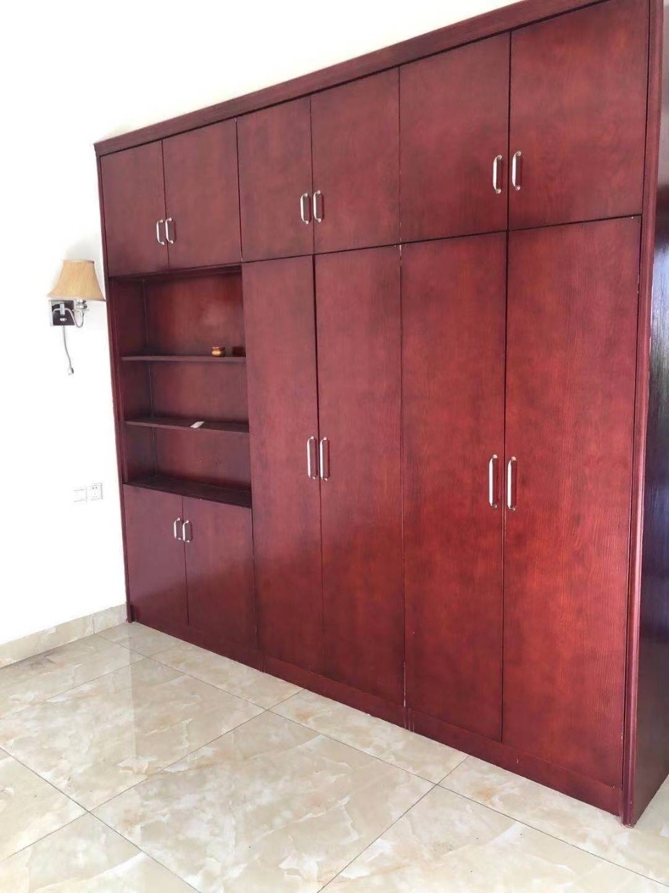 国瑞花园 3室2厅2卫 3500.0元/月 国瑞花园 3室2厅2卫 3500.0元/月室内图