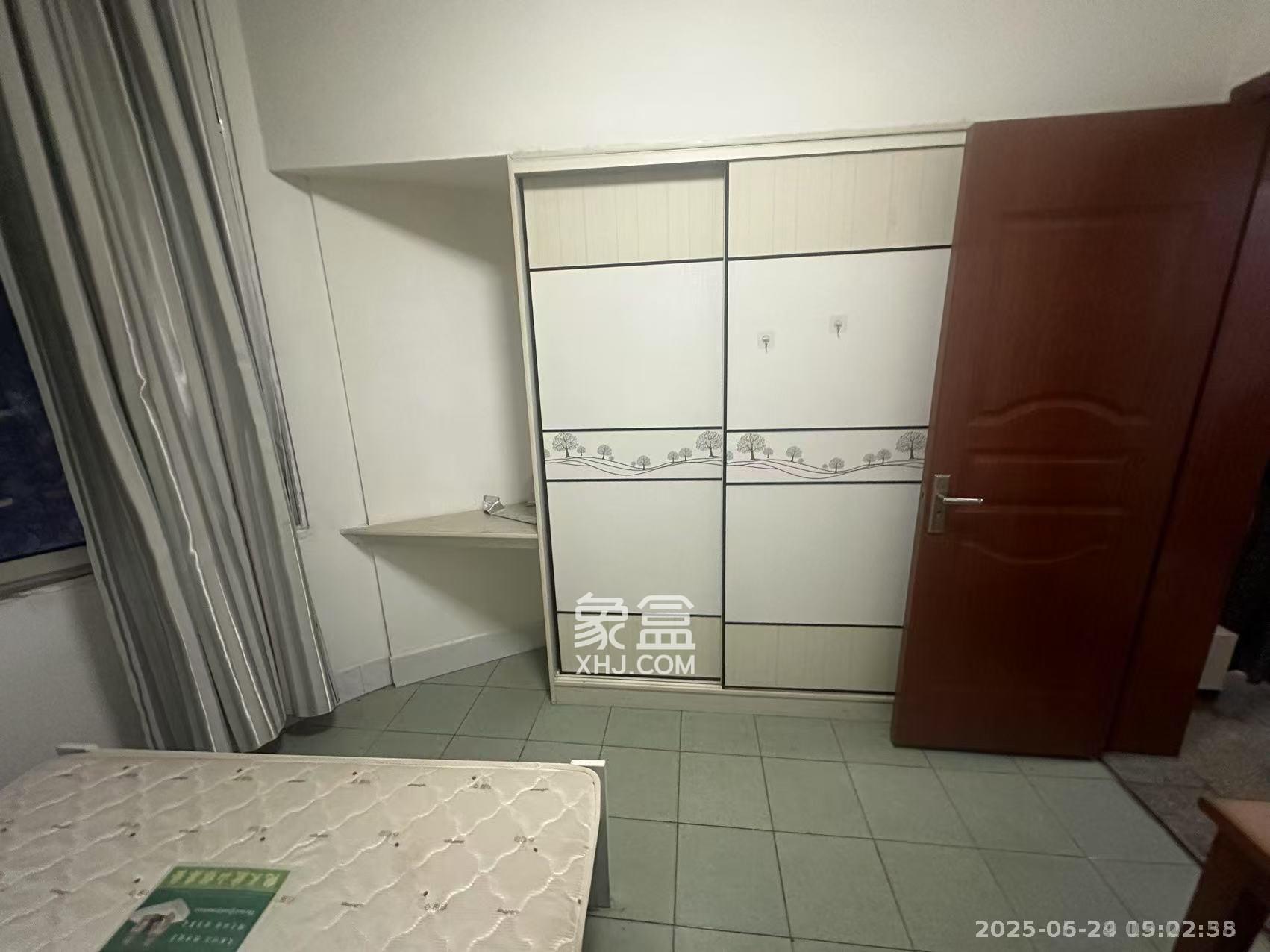 涧塘小区 1室0厅0卫 1080.0元/月 涧塘小区 1室0厅0卫 1080.0元/月室内图