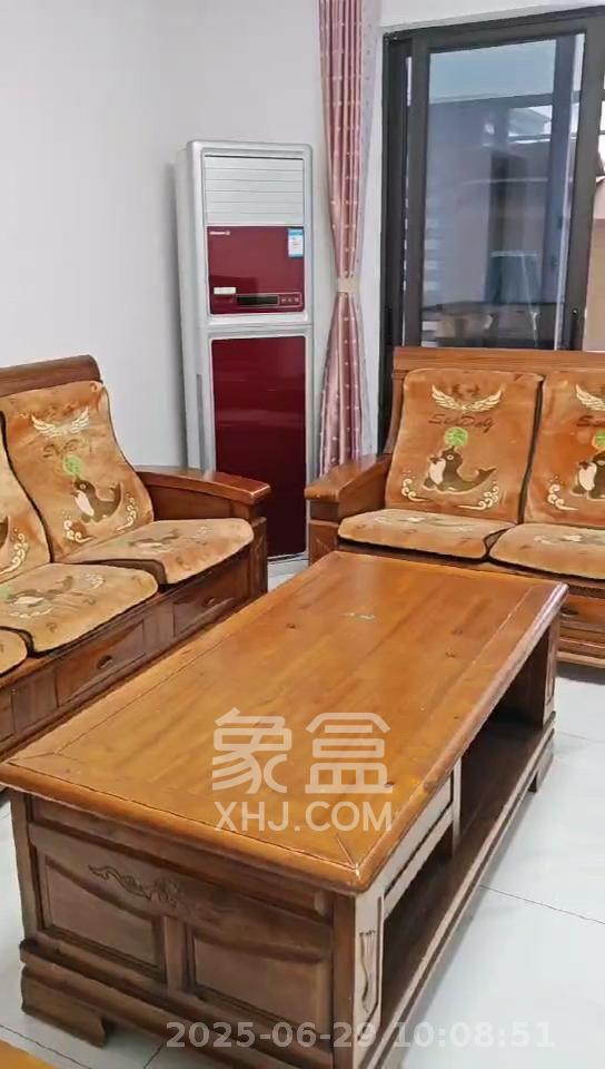 城发恒伟星雅韵（恒伟星辉苑）  4室2厅2卫   3500.00元/月室内图