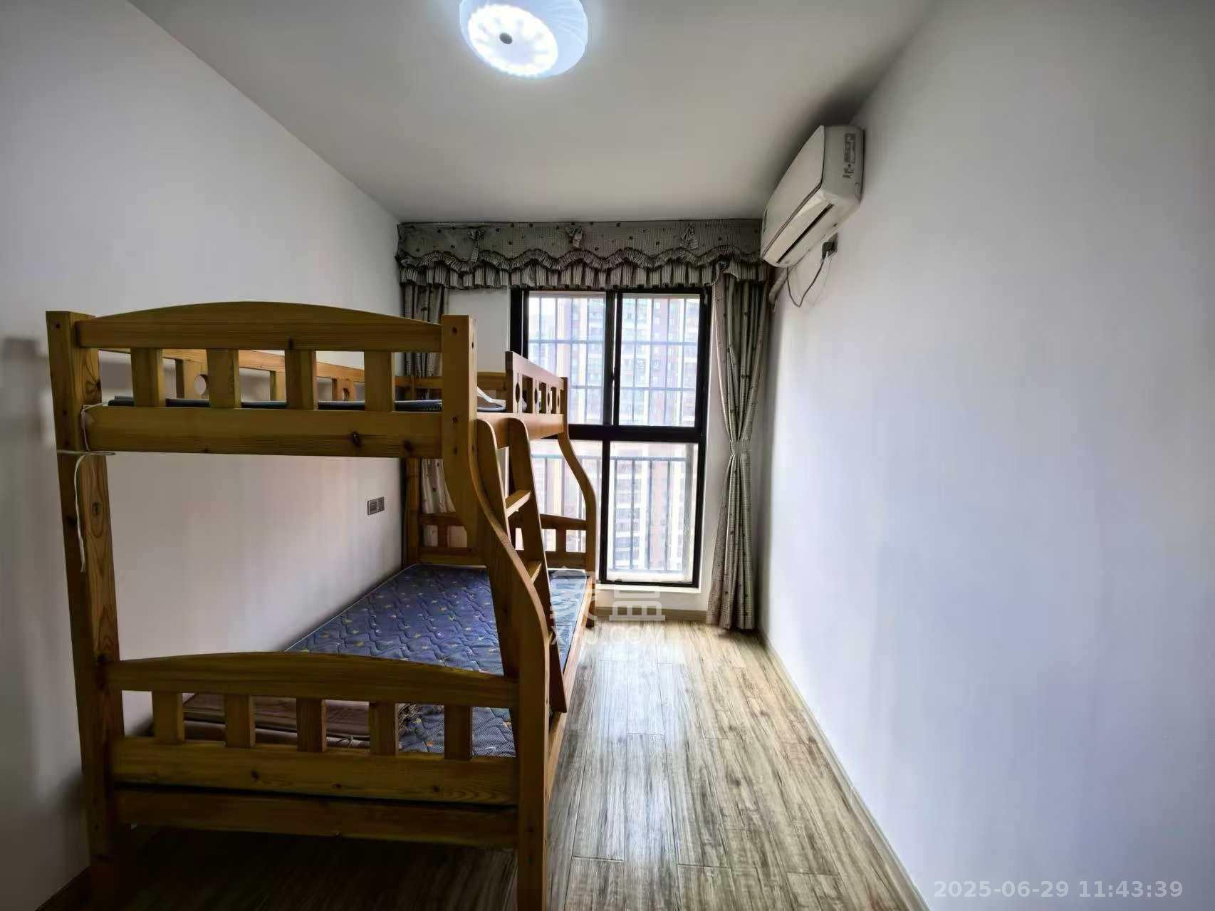 新城国际花都 1室1厅1卫 2200.0元/月 新城国际花都 1室1厅1卫 2200.0元/月室内图