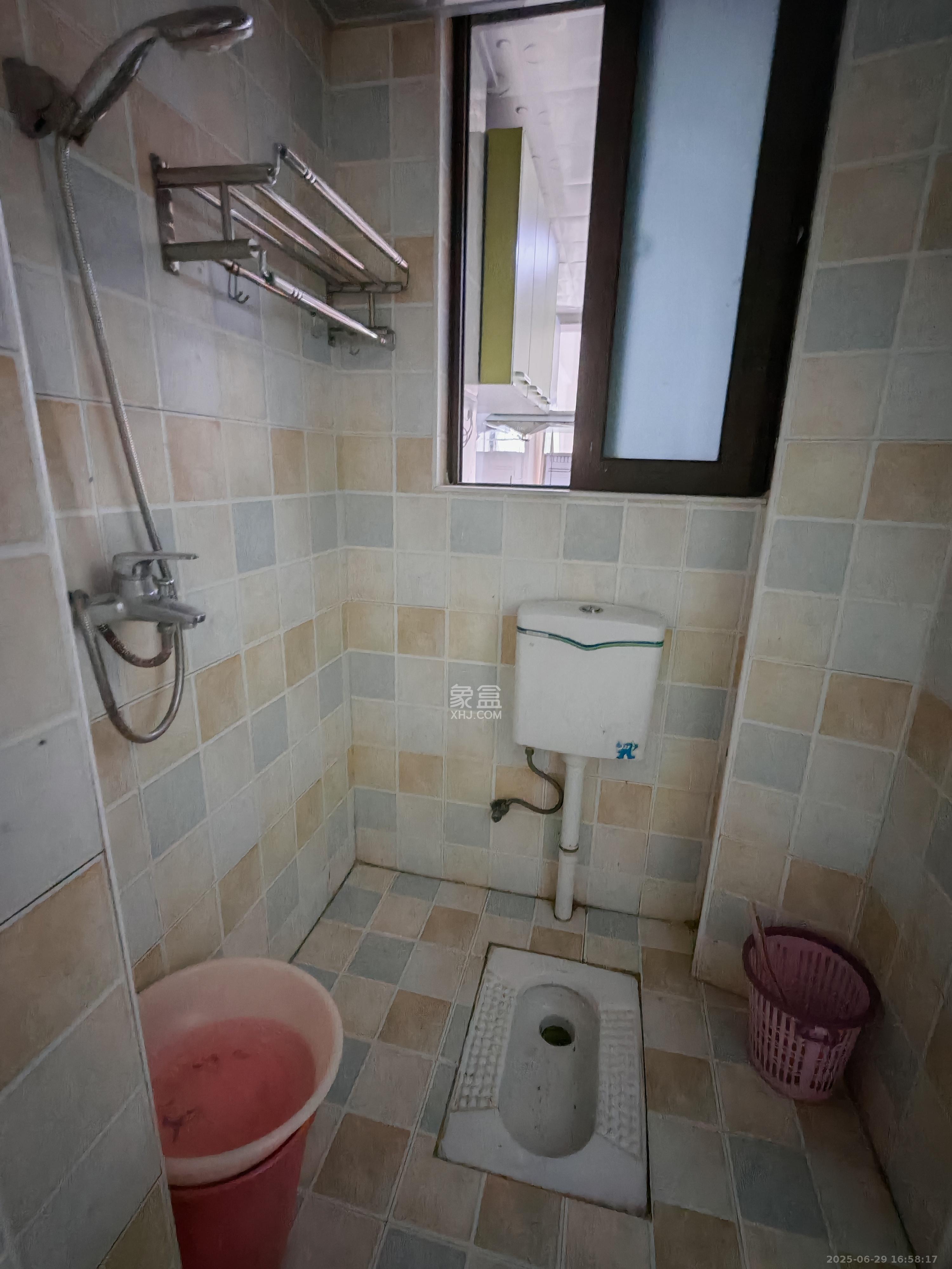 绿地公馆(绿地名邸) 1室1厅1卫 1500.0元/月 绿地公馆(绿地名邸) 1室1厅1卫 1500.0元/月室内图