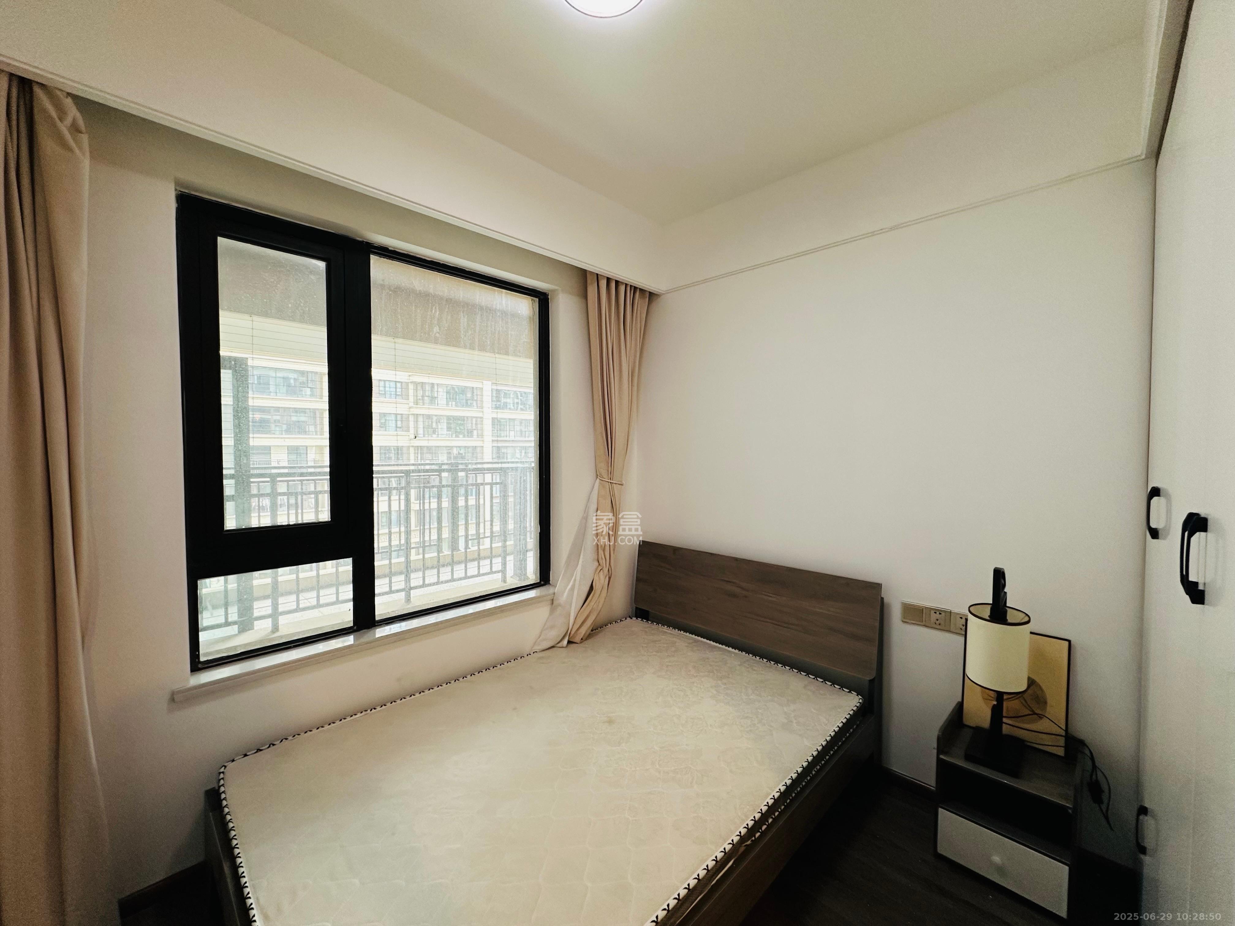 金茂建发泊悦  3室2厅2卫   3600.00元/月室内图