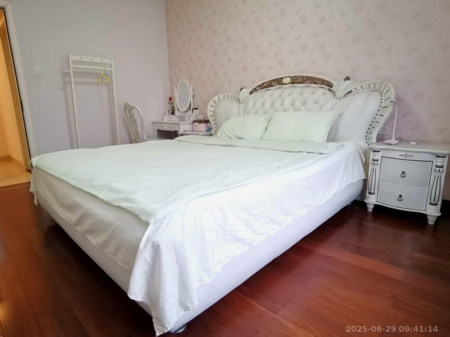 兴泰公寓  4室2厅1卫    3000.0元/月 兴泰公寓  4室2厅1卫    3000.0元/月室内图