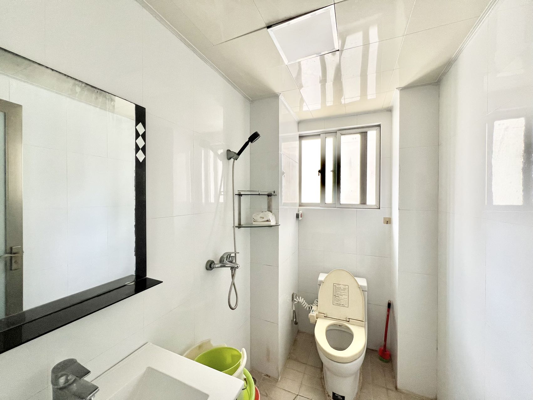 福秀小区  2室2厅1卫    1700.0元/月 福秀小区  2室2厅1卫    1700.0元/月室内图