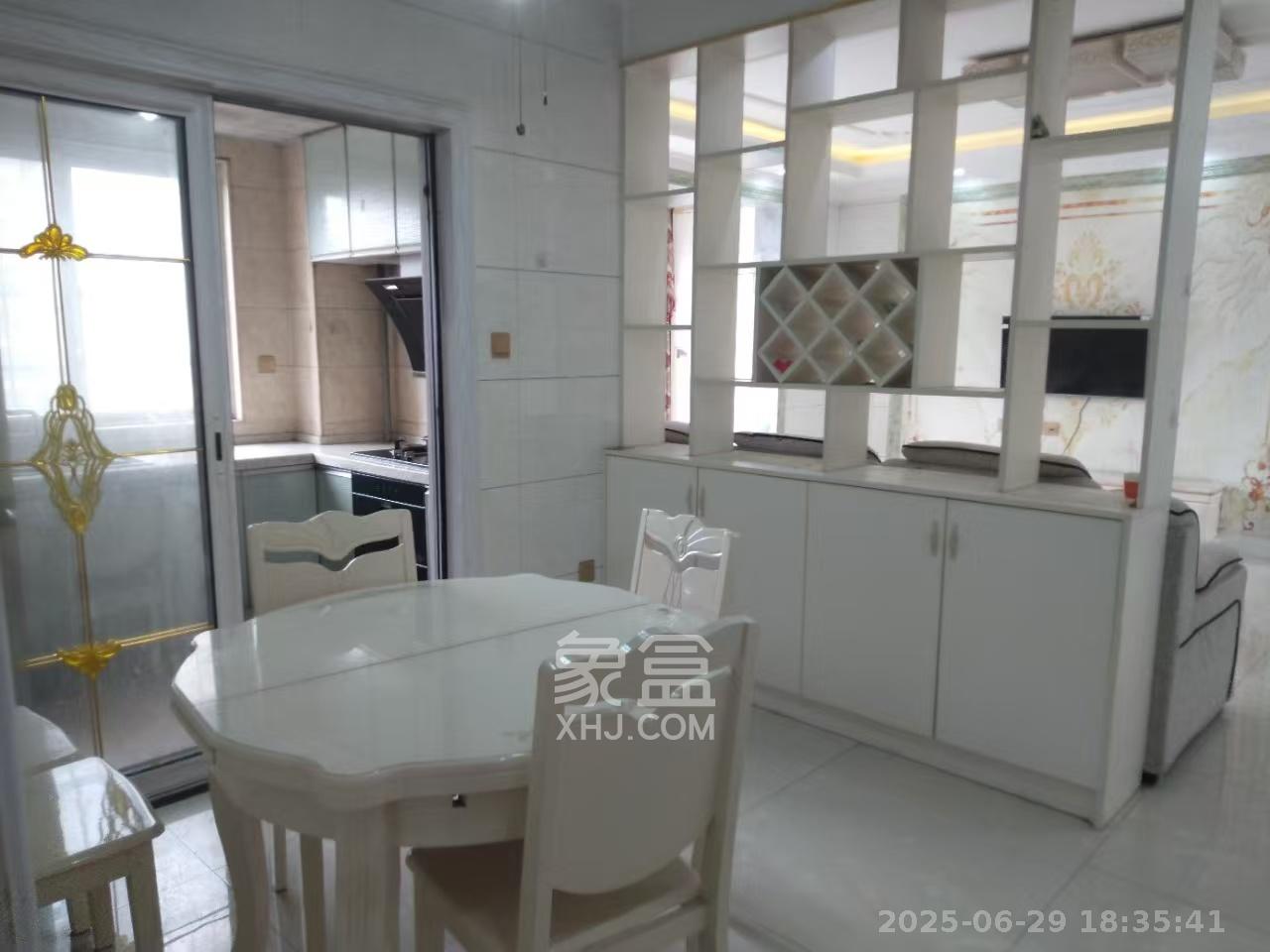 鑫天格林香山 3室2厅1卫 1600.0元/月 鑫天格林香山 3室2厅1卫 1600.0元/月室内图