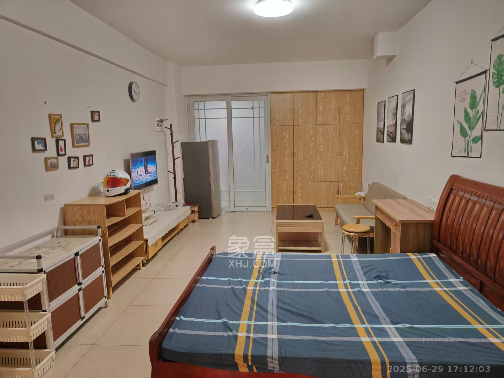 步行街大厦 1室1厅1卫 1200.0元/月 步行街大厦 1室1厅1卫 1200.0元/月室内图