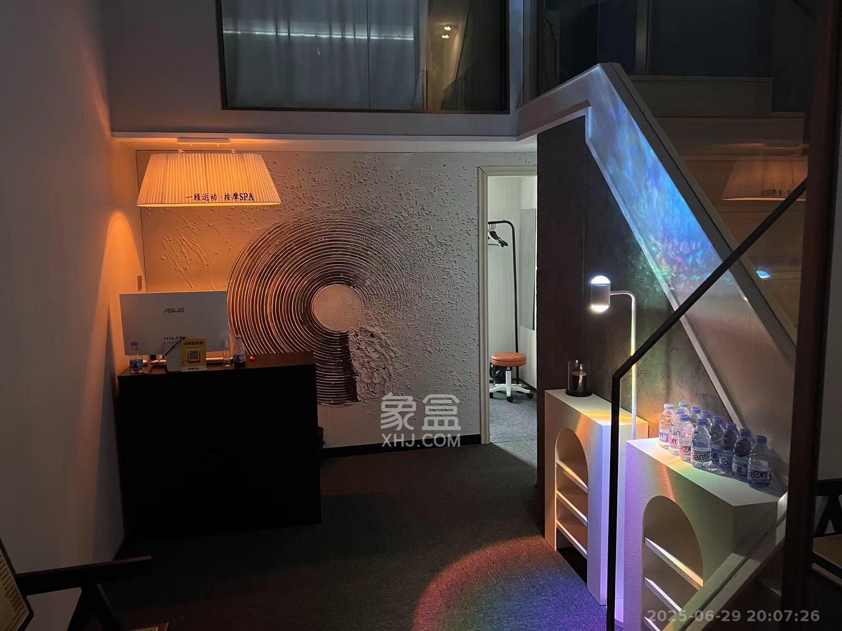 华远华时代 2室1厅1卫 3500.0元/月 华远华时代 2室1厅1卫 3500.0元/月室内图