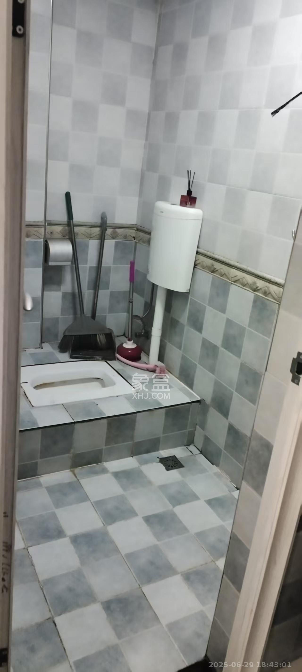 印象天心  2室1厅1卫   2300.00元/月室内图