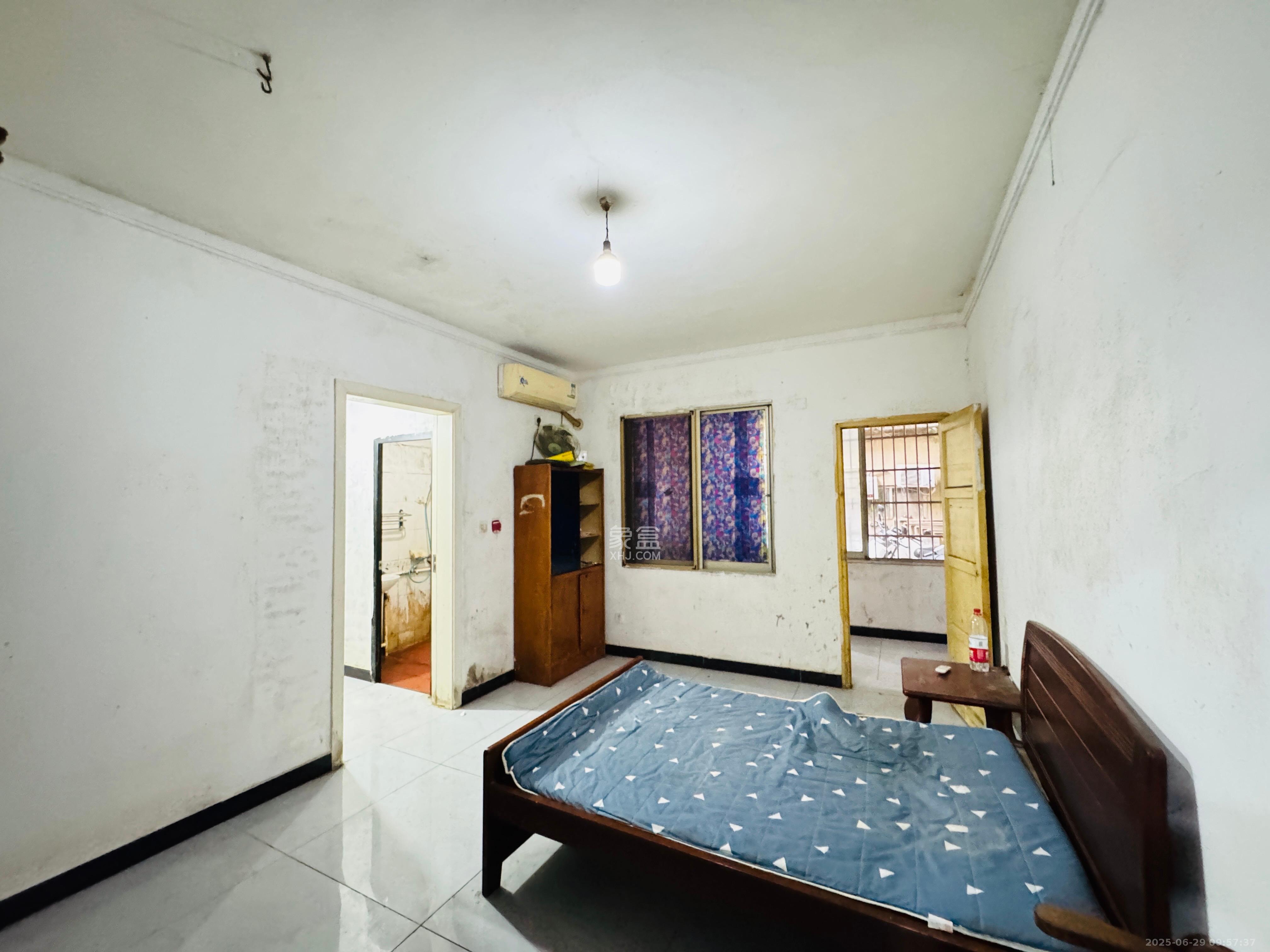 富康小区(富康花园) 3室2厅2卫 1500.0元/月 富康小区(富康花园) 3室2厅2卫 1500.0元/月室内图