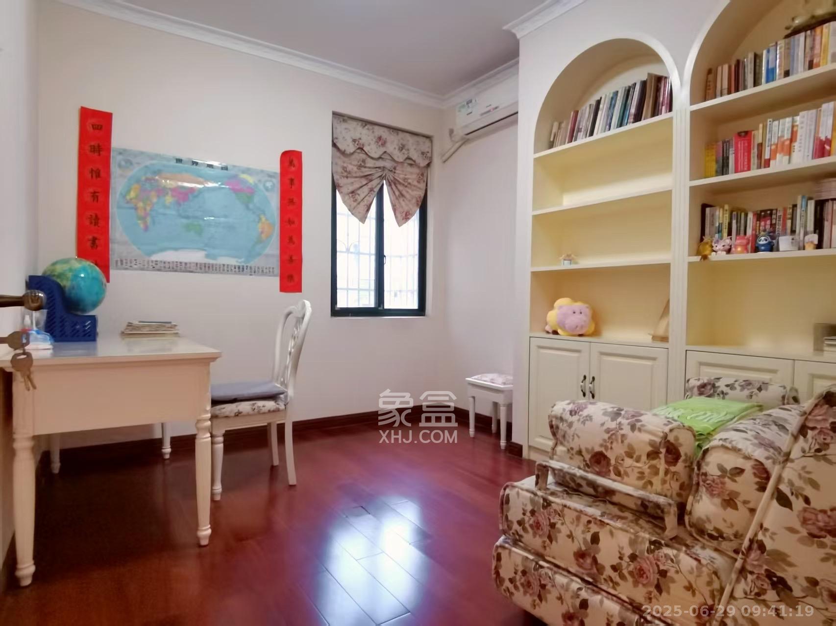 兴泰公寓  4室2厅1卫    3000.0元/月 兴泰公寓  4室2厅1卫    3000.0元/月室内图