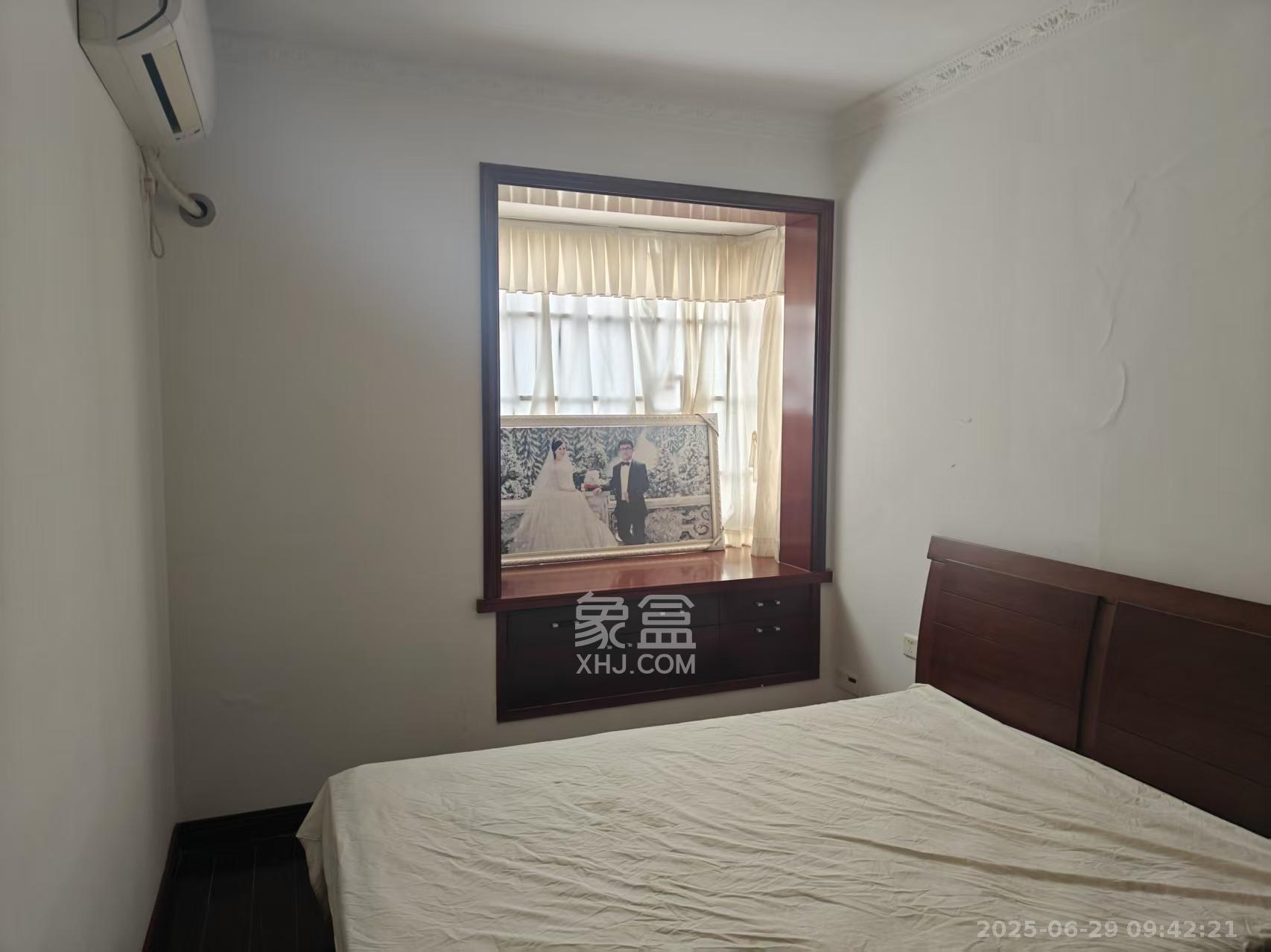 中建麓山和苑  3室2厅1卫    1800.0元/月室内图