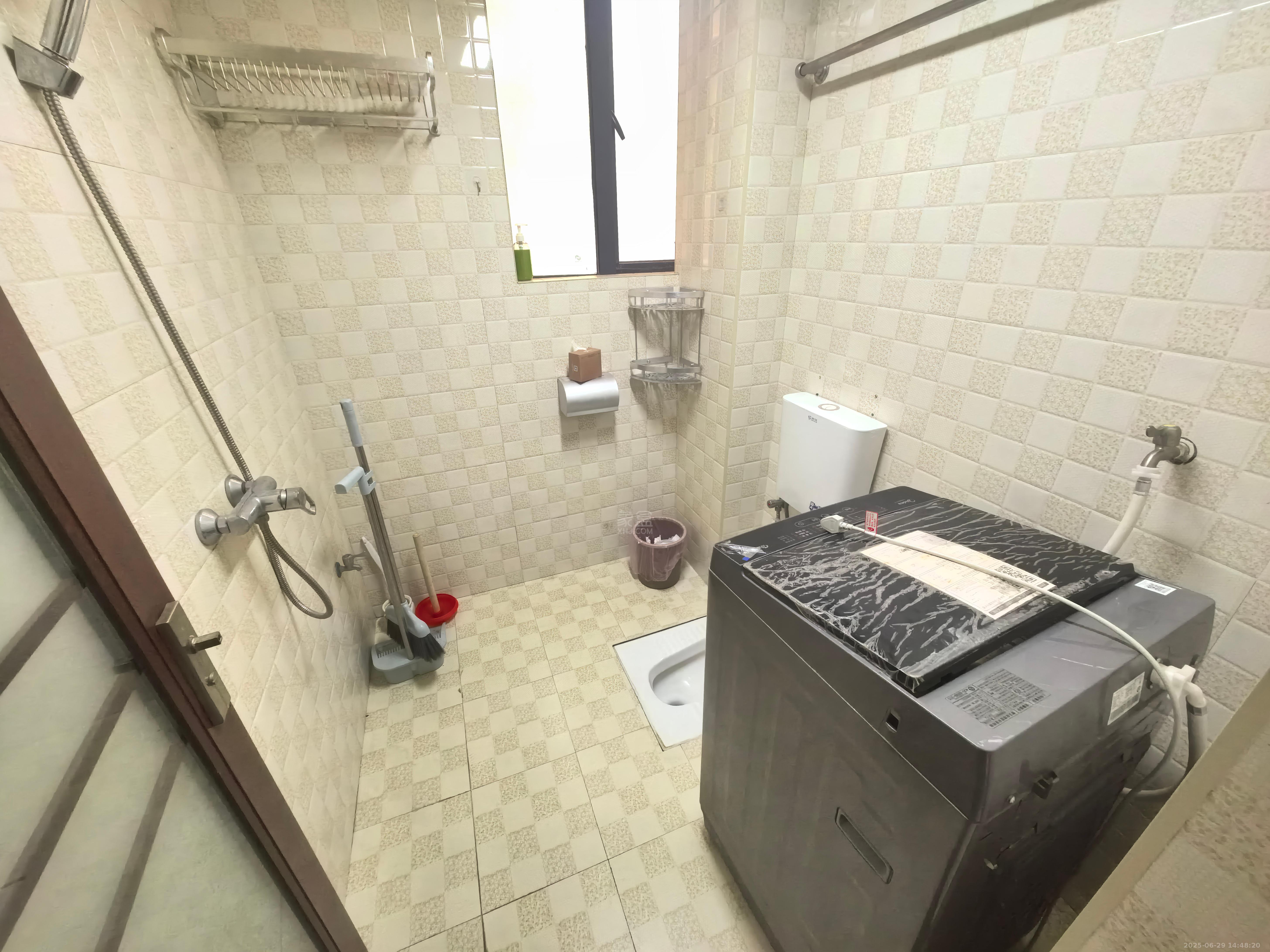 阳光爱琴海 3室2厅1卫 1500.0元/月 阳光爱琴海 3室2厅1卫 1500.0元/月室内图