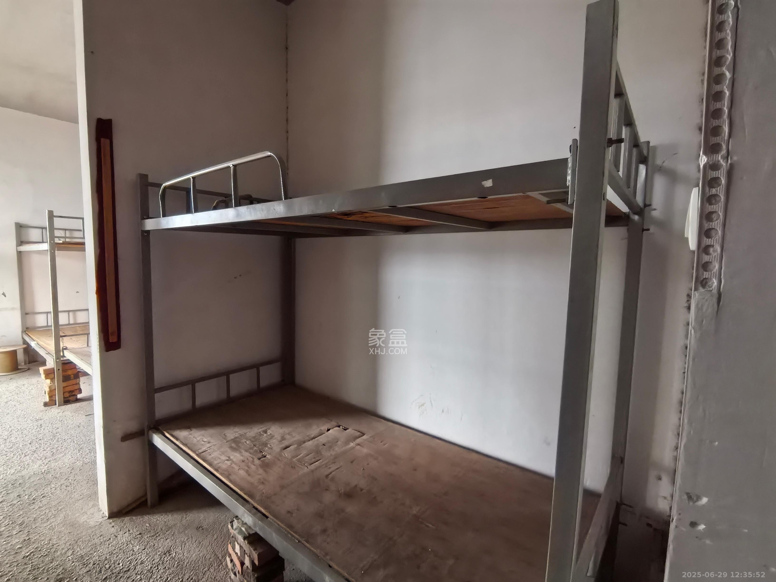 南山雍江汇(滨江国际新城)  4室2厅2卫    3000.0元/月 南山雍江汇(滨江国际新城)  4室2厅2卫    3000.0元/月室内图