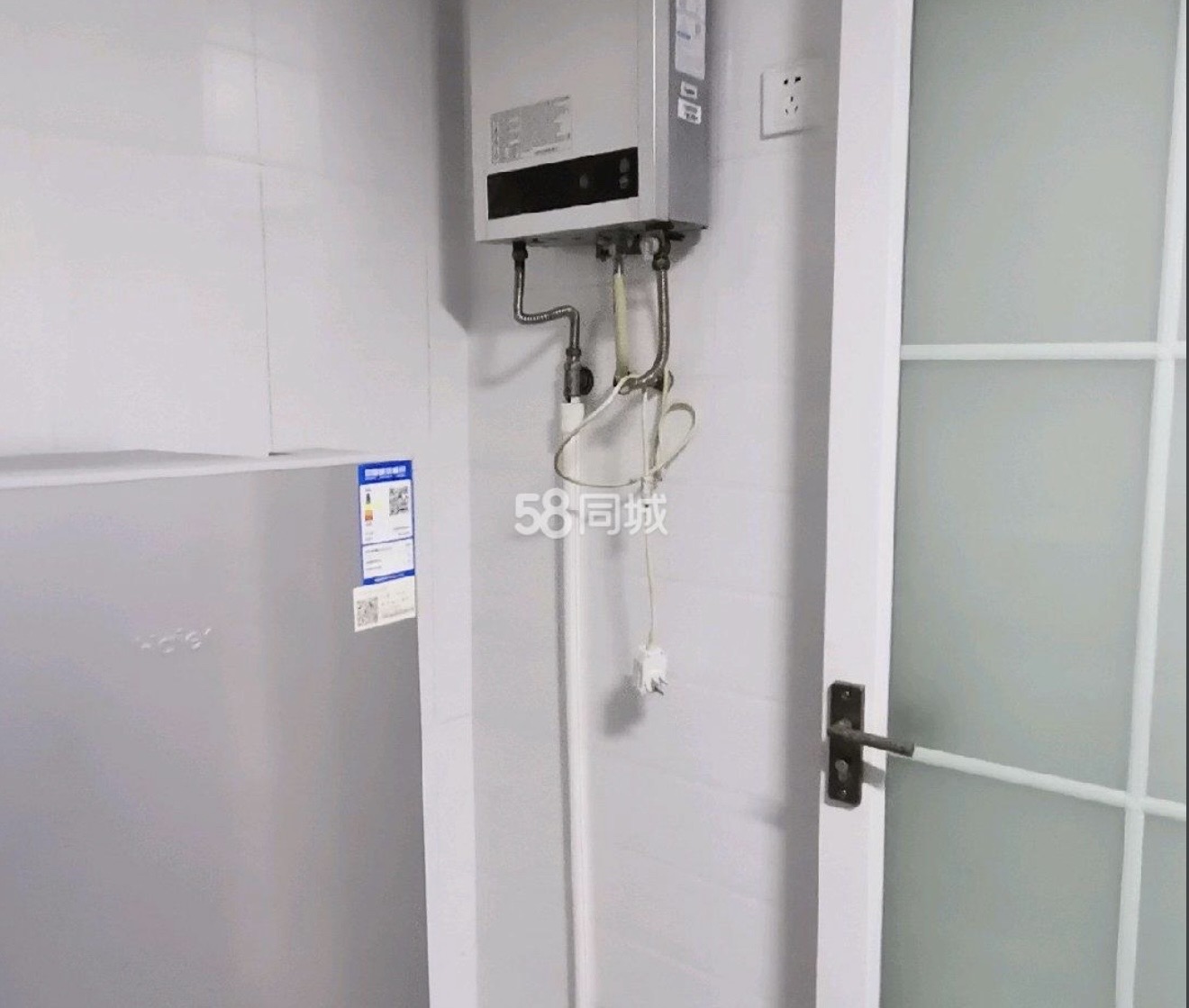 锦绣雁城  3室2厅2卫   2300.00元/月室内图