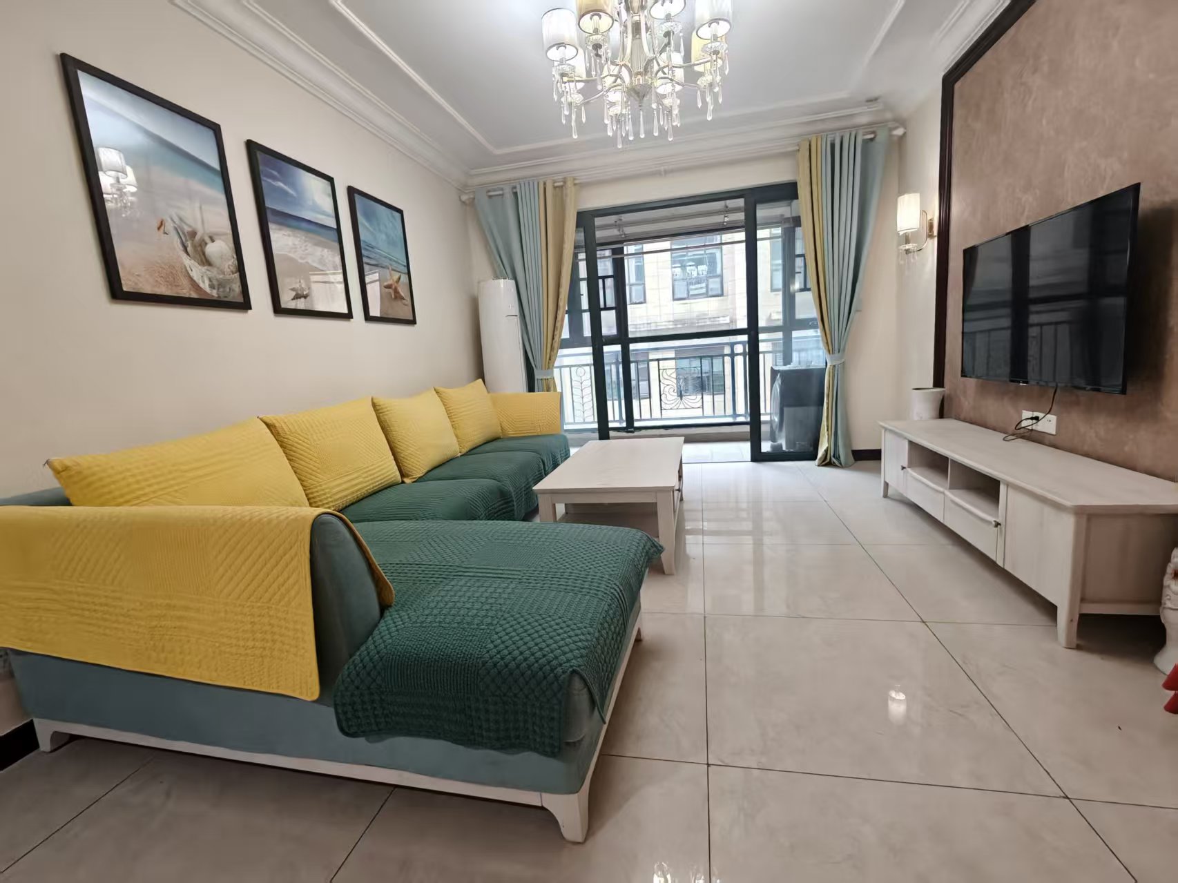 恒大绿洲  2室2厅1卫    1800.0元/月 恒大绿洲  2室2厅1卫    1800.0元/月室内图