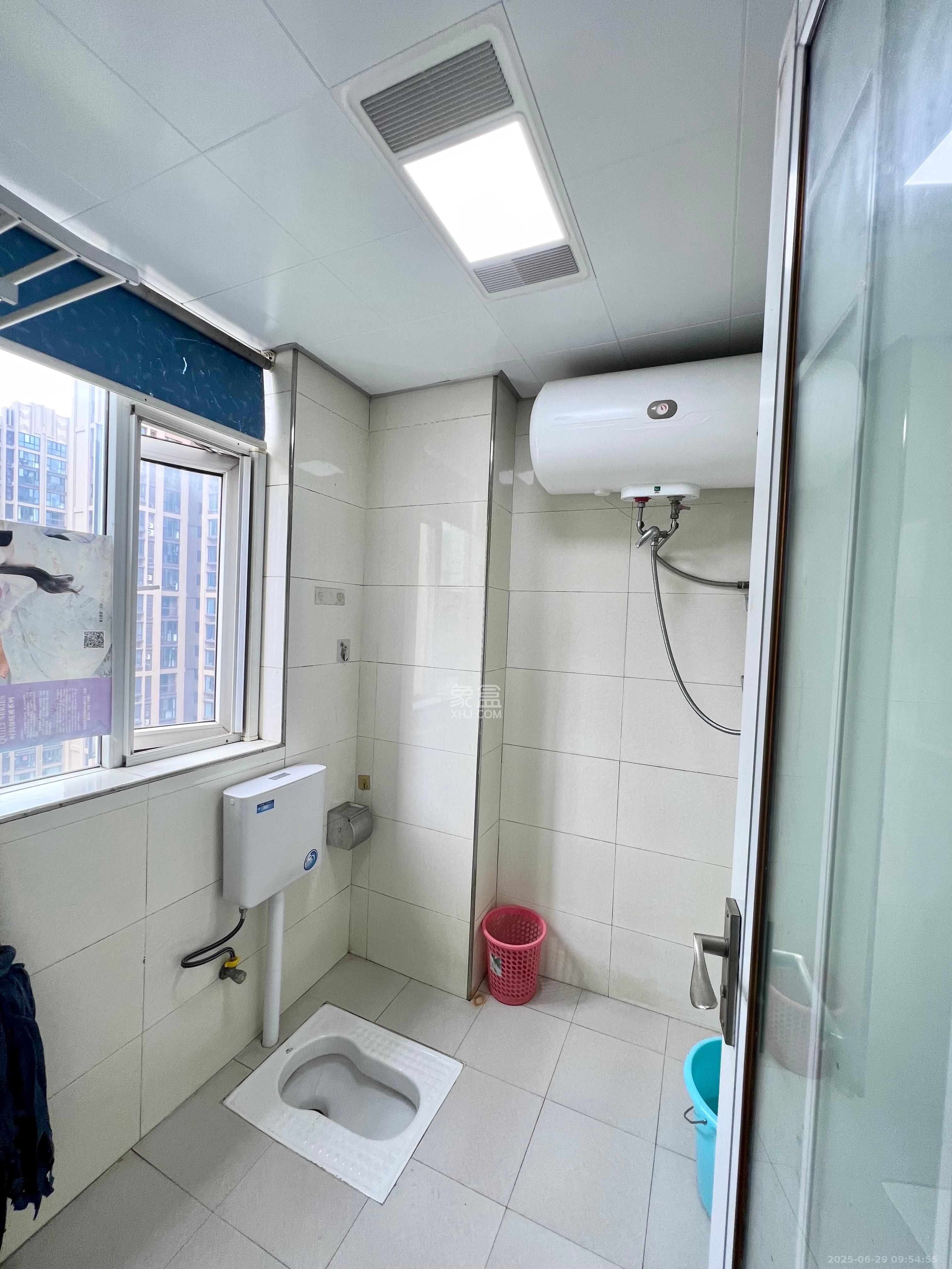 湘瑞嘉园  2室1厅1卫    1800.0元/月 湘瑞嘉园  2室1厅1卫    1800.0元/月室内图