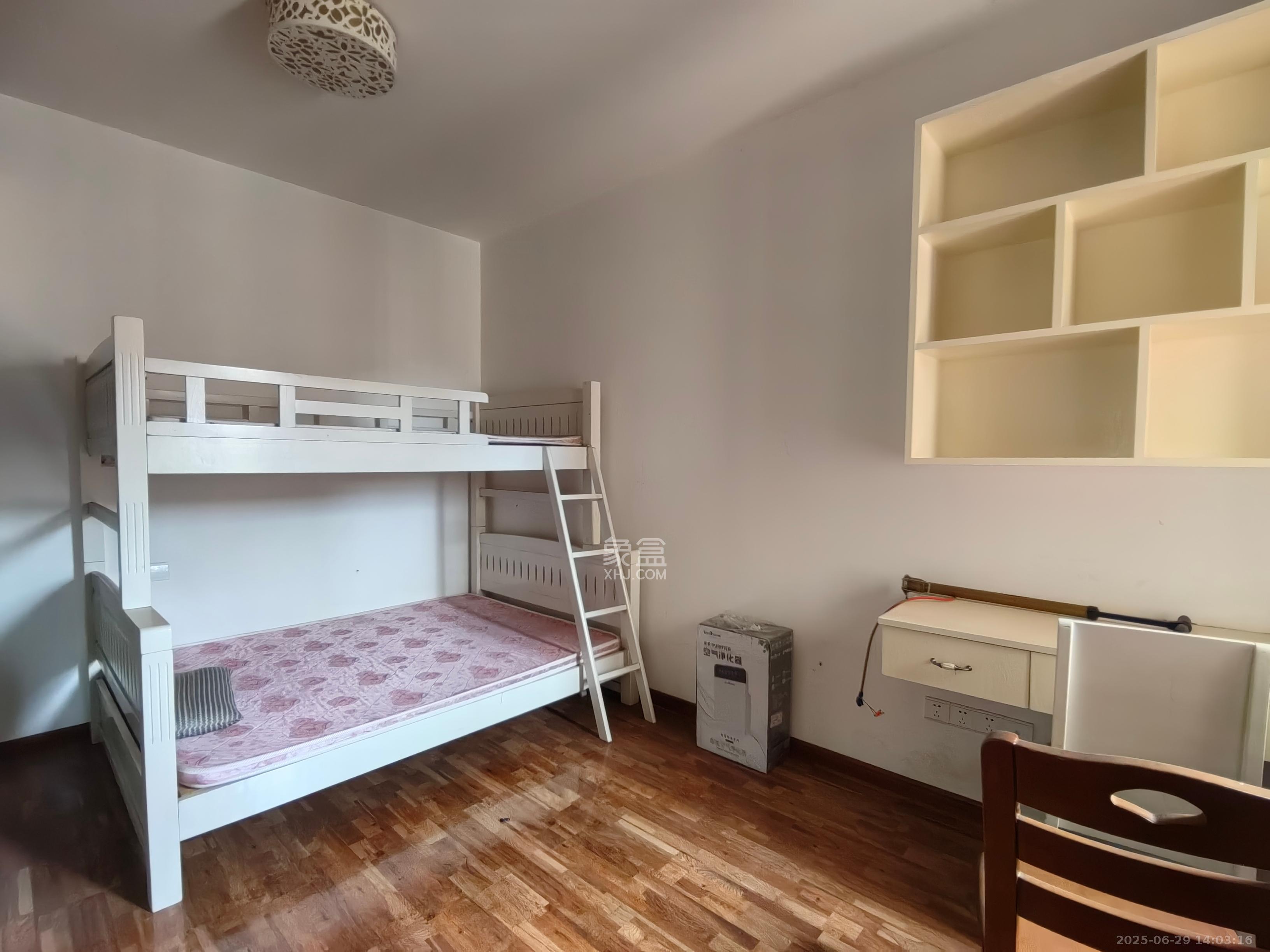 怡海星城  1室0厅0卫    1700.0元/月室内图