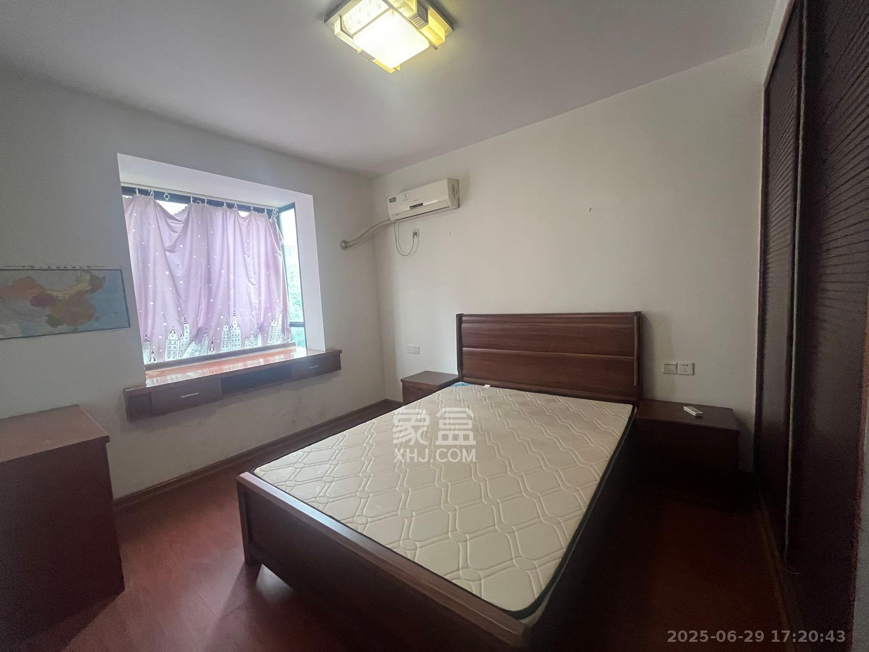 三江花中城 2室2厅1卫 2400.0元/月 三江花中城 2室2厅1卫 2400.0元/月室内图